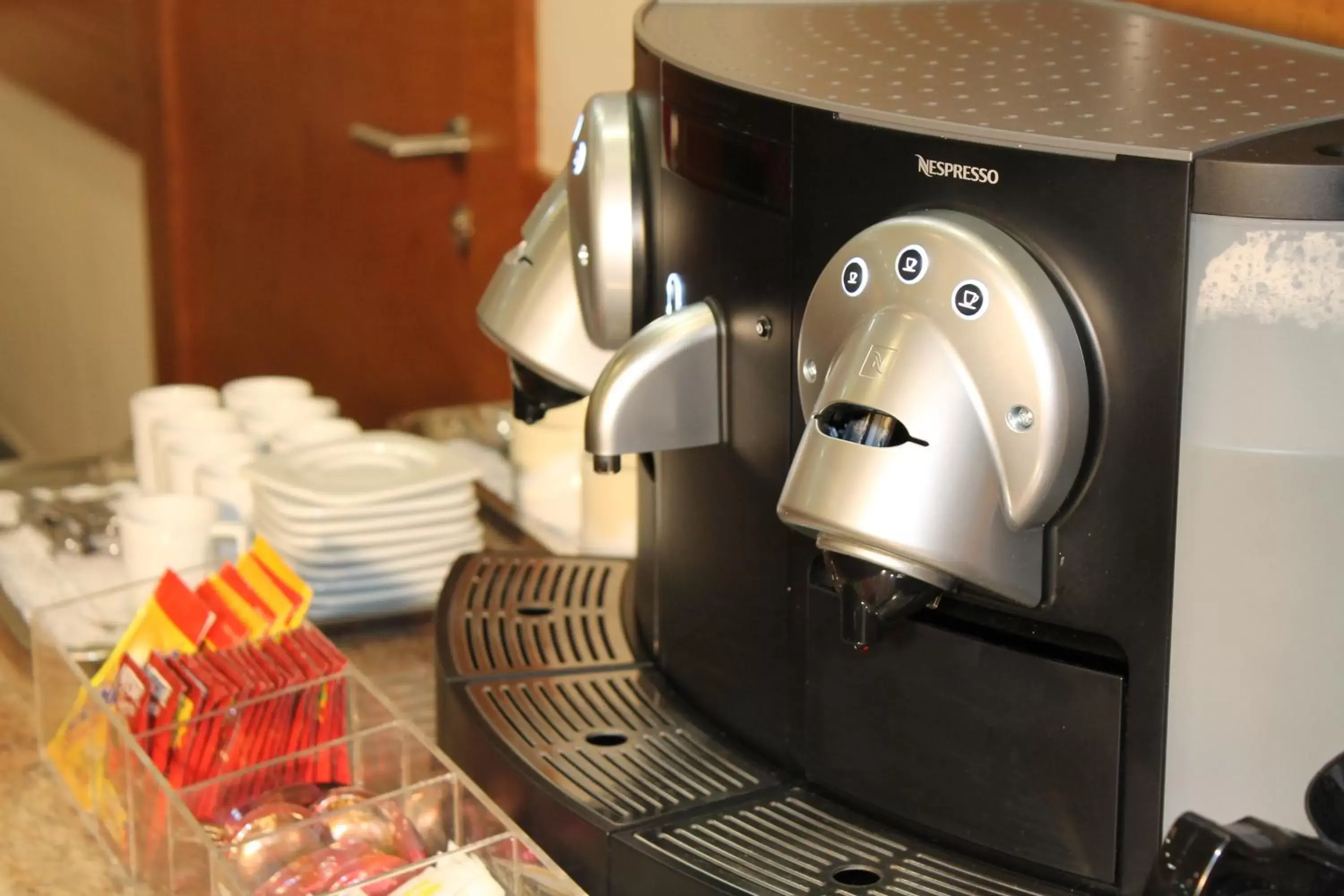 Drinks, Coffee/Tea Facilities in Hotel Condes de Haro