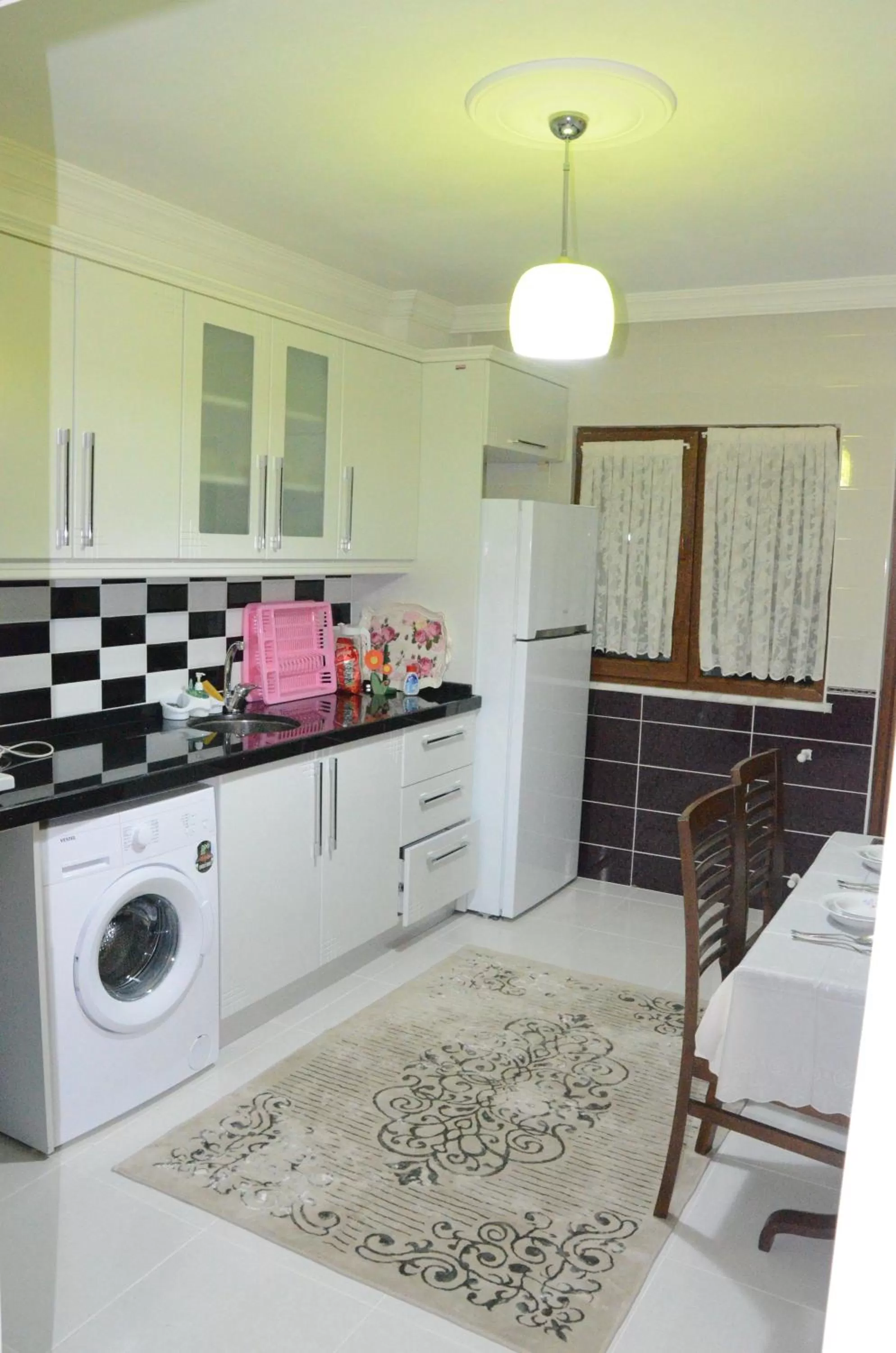 Kitchen or kitchenette in Konaklar Apart Premium