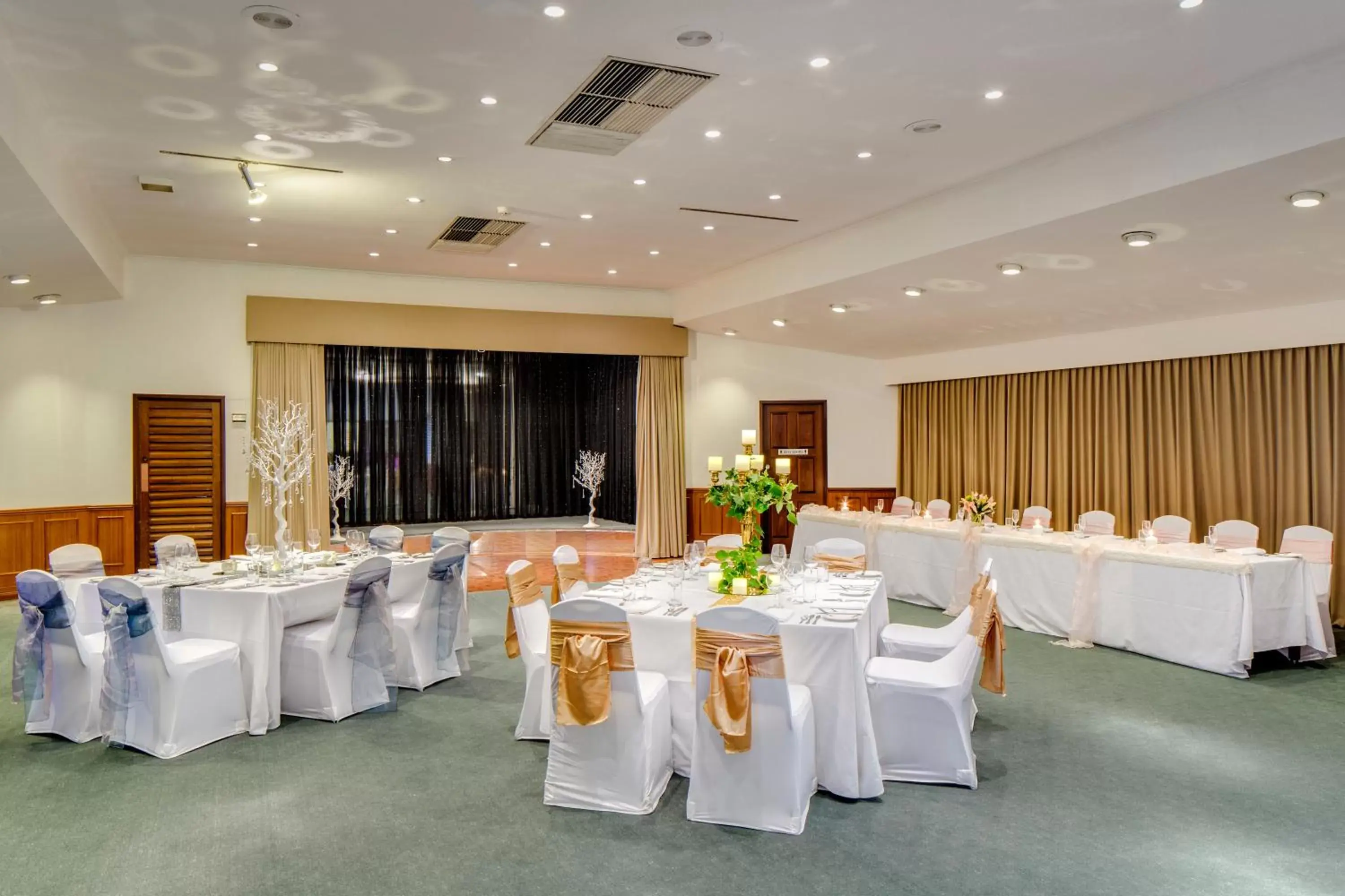 Area and facilities, Banquet Facilities in Adelaide Inn