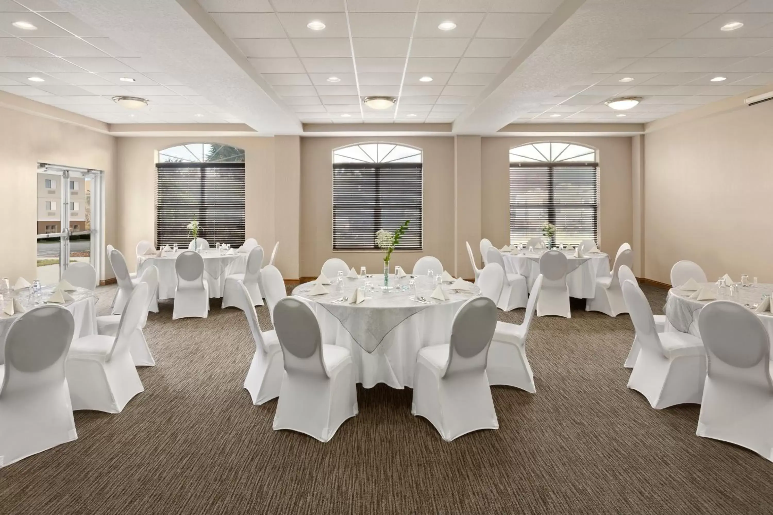 Meeting/conference room, Banquet Facilities in Country Inn & Suites by Radisson, Port Canaveral, FL