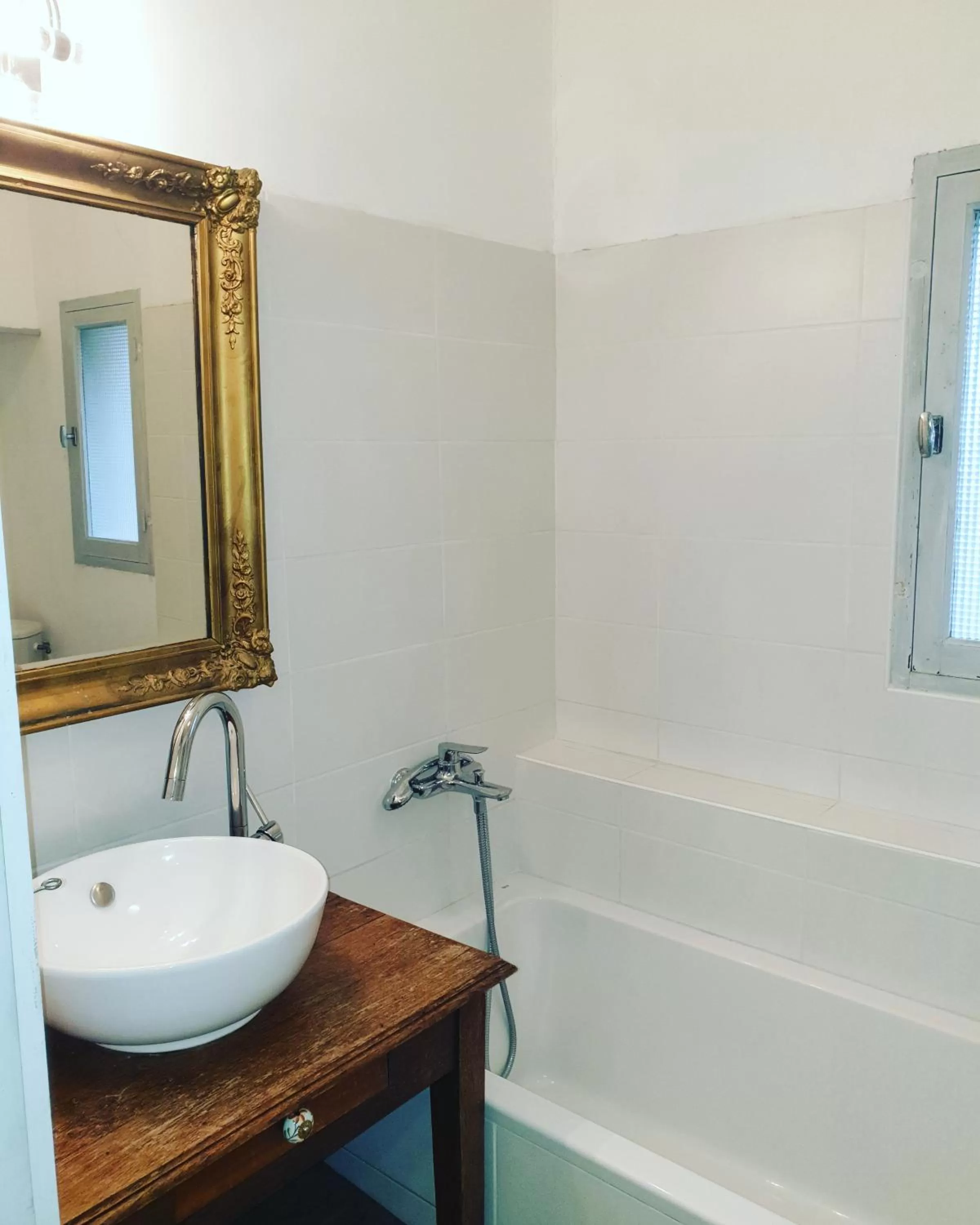 Bathroom in Les 2 Drôles d'Oiseaux