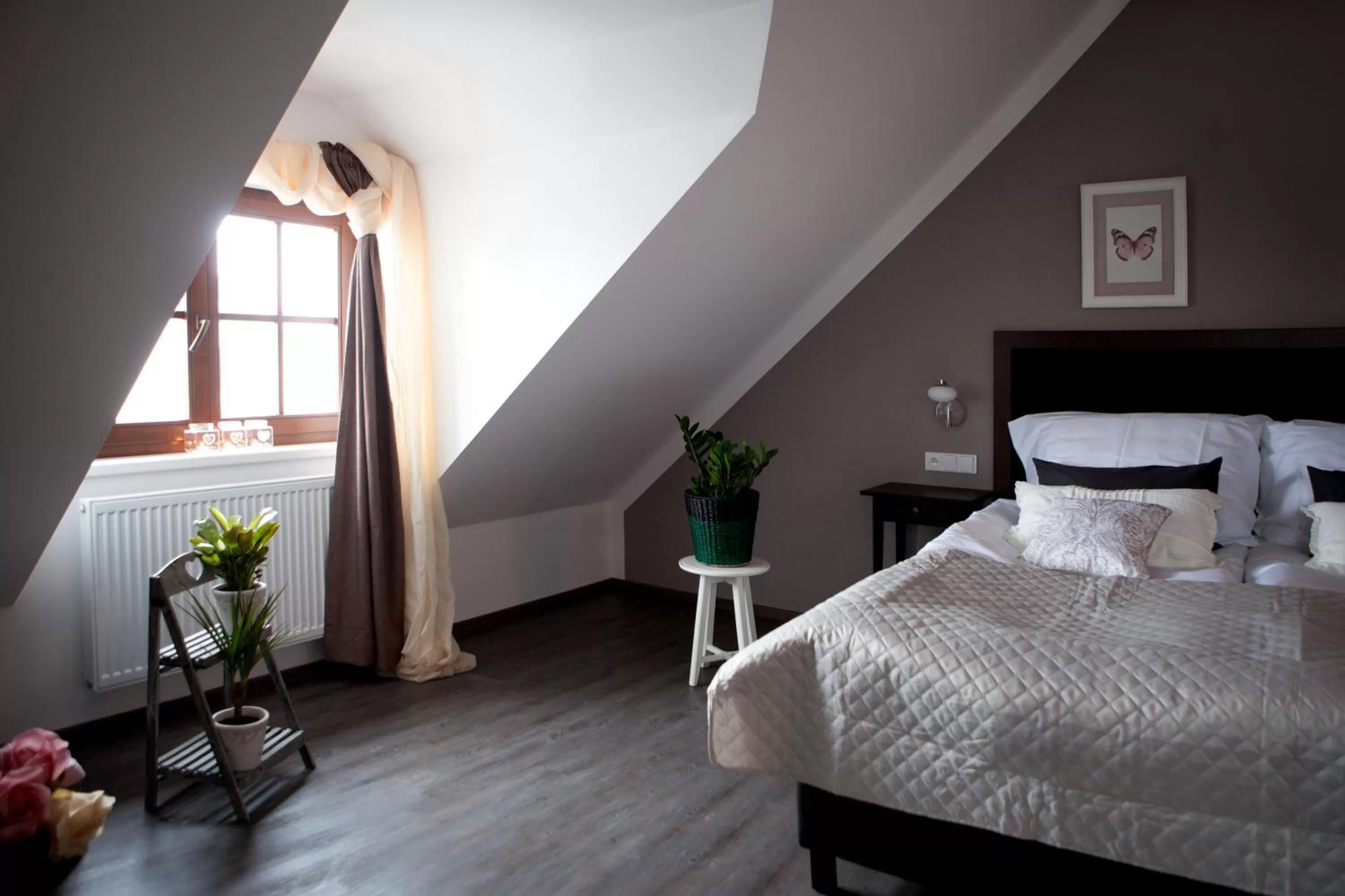 Bedroom, Bed in Hotel Koruna