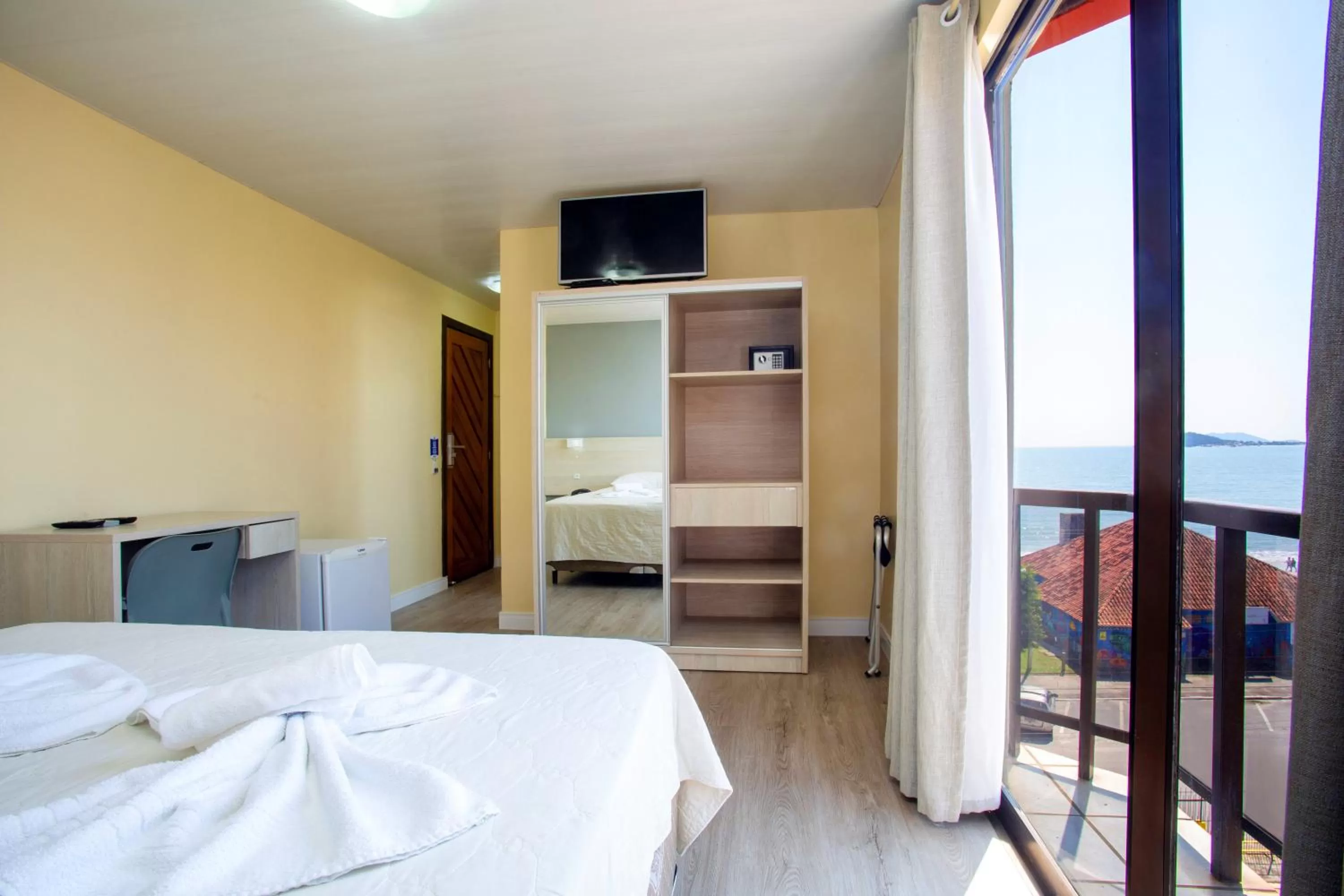 Photo of the whole room, Bed in Hotel Vila Mar