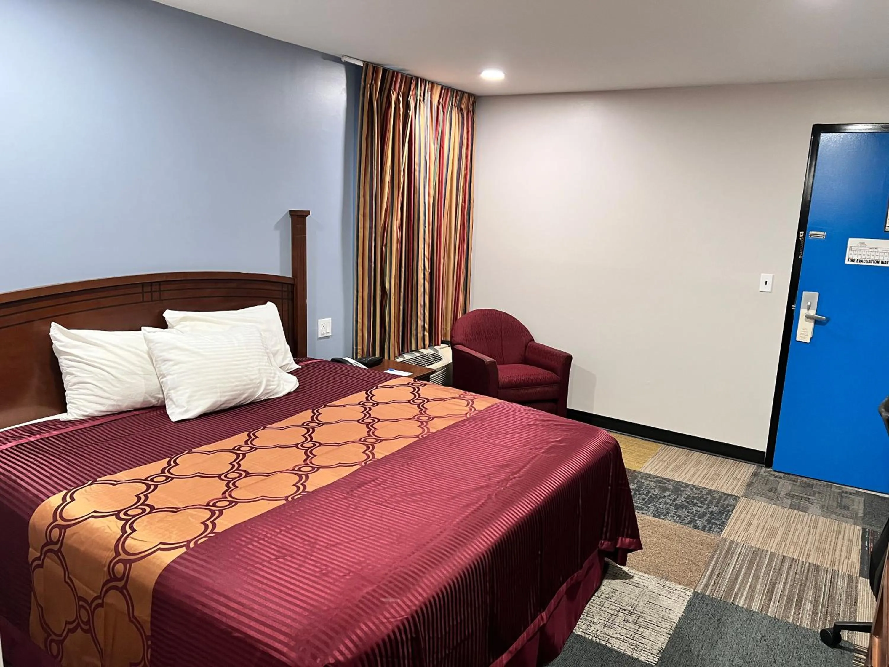 Bed in Rodeway Inn Augusta West - Fort Gordon