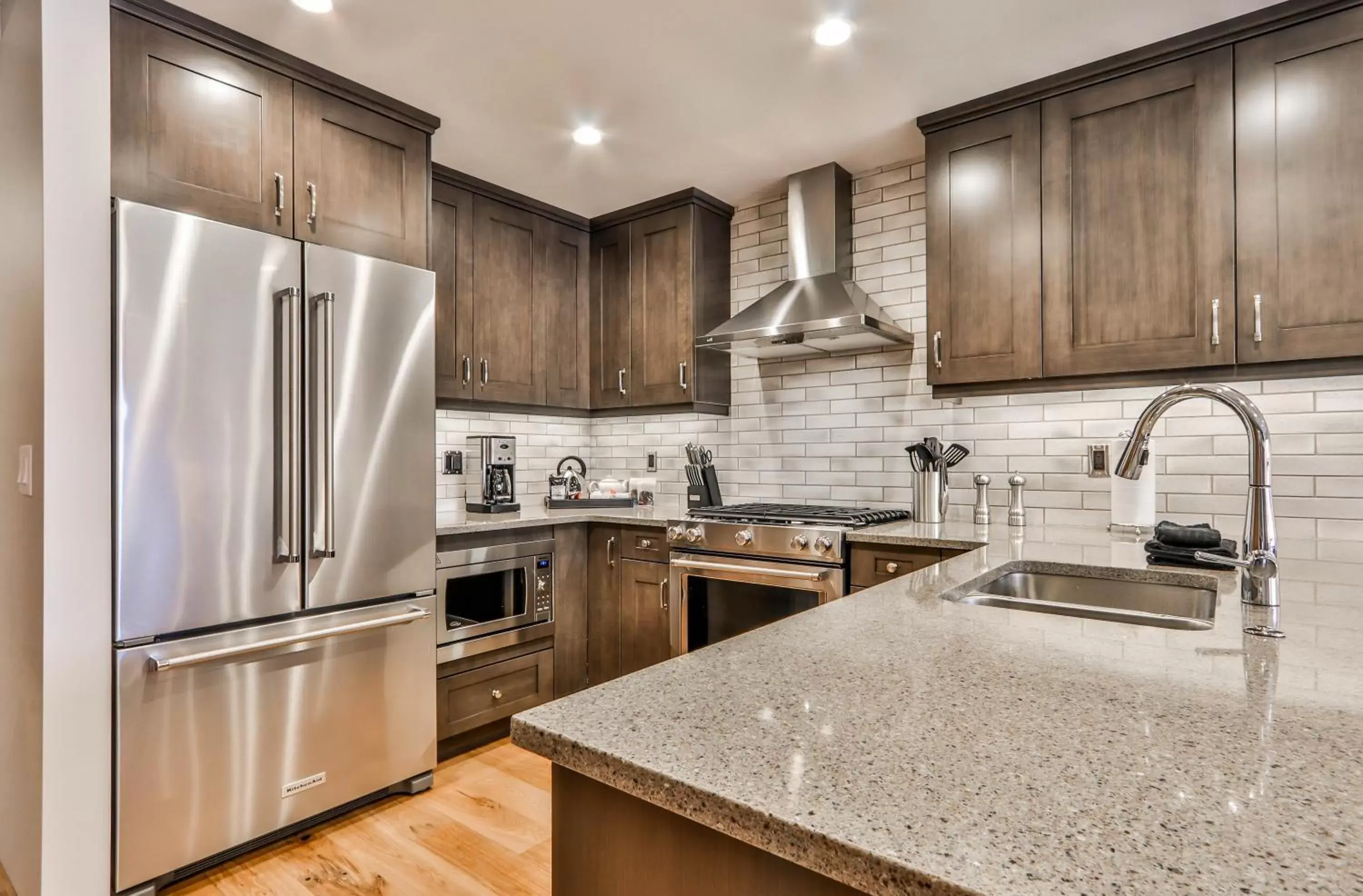 kitchen, Kitchen/Kitchenette in Tamarack Lodge by Spring Creek Vacations