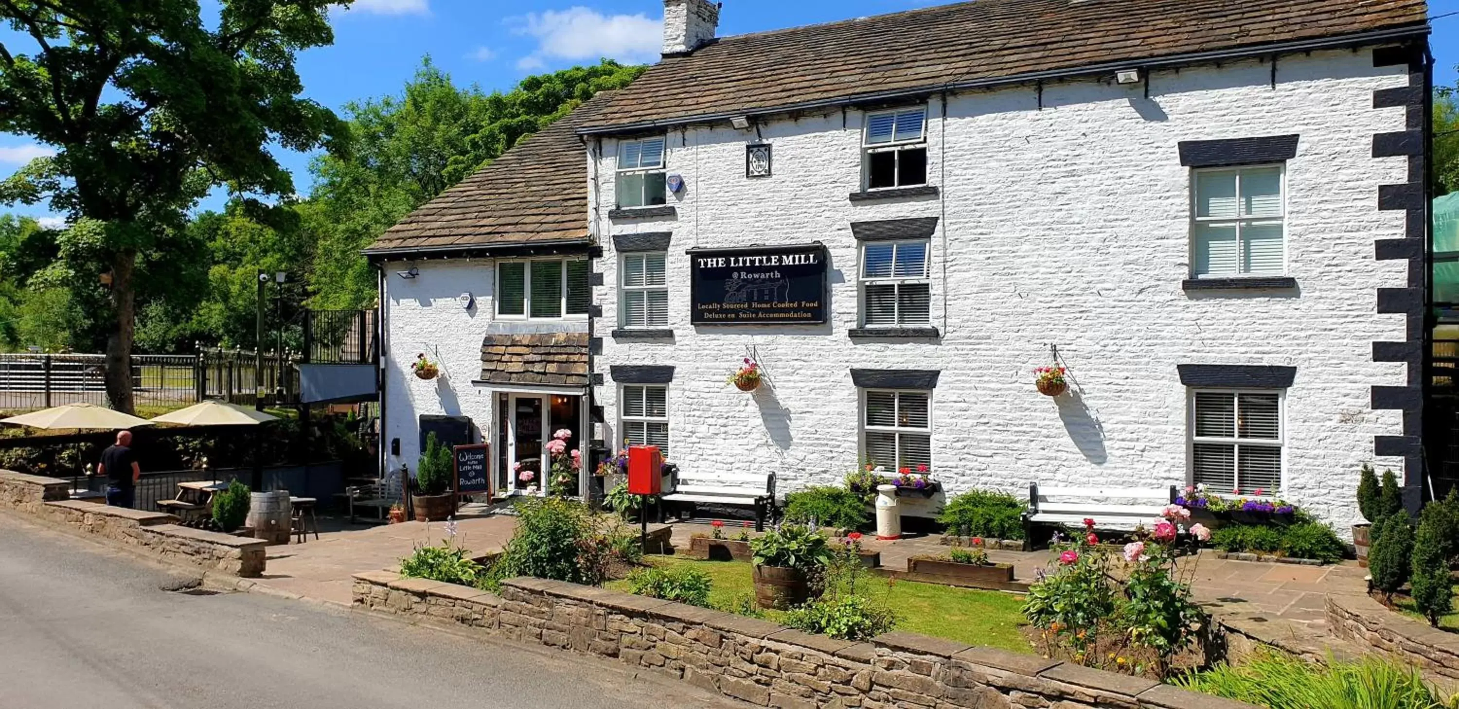 Property Building in The Little Mill Inn