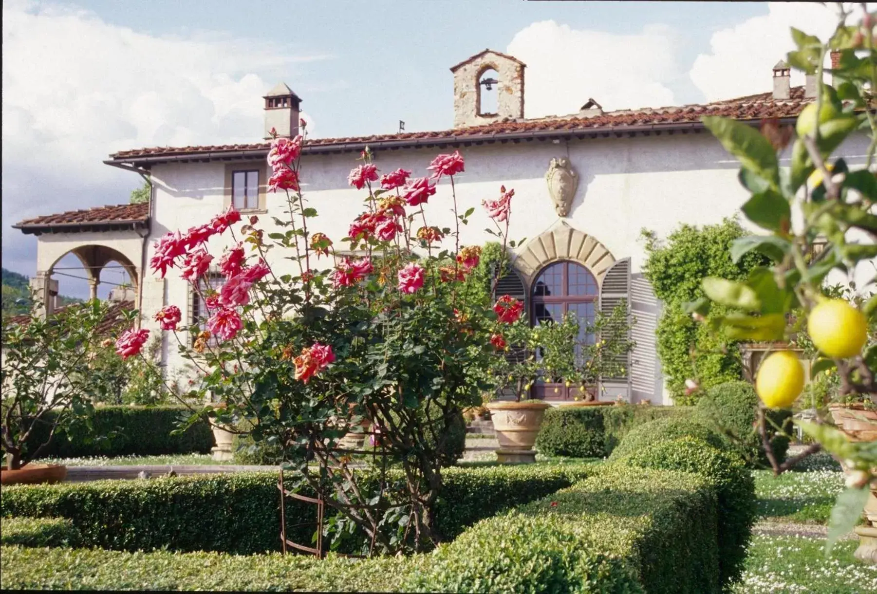 Property Building in Villa Rucellai