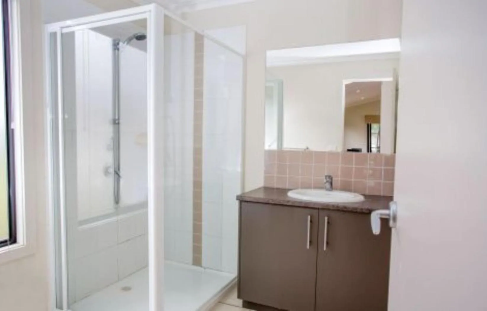 Bathroom in Discovery Parks - Geelong