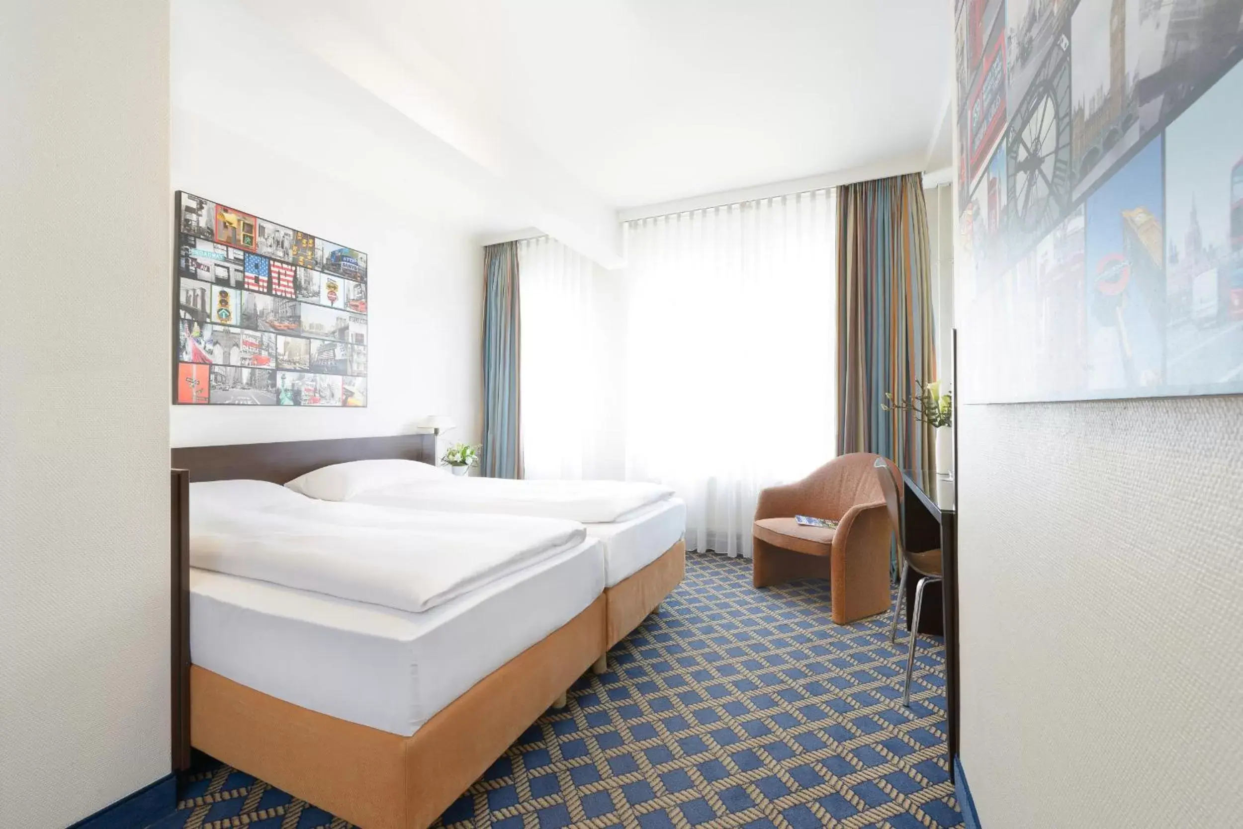 Officer Class Double Room in Hotel Stella Maris