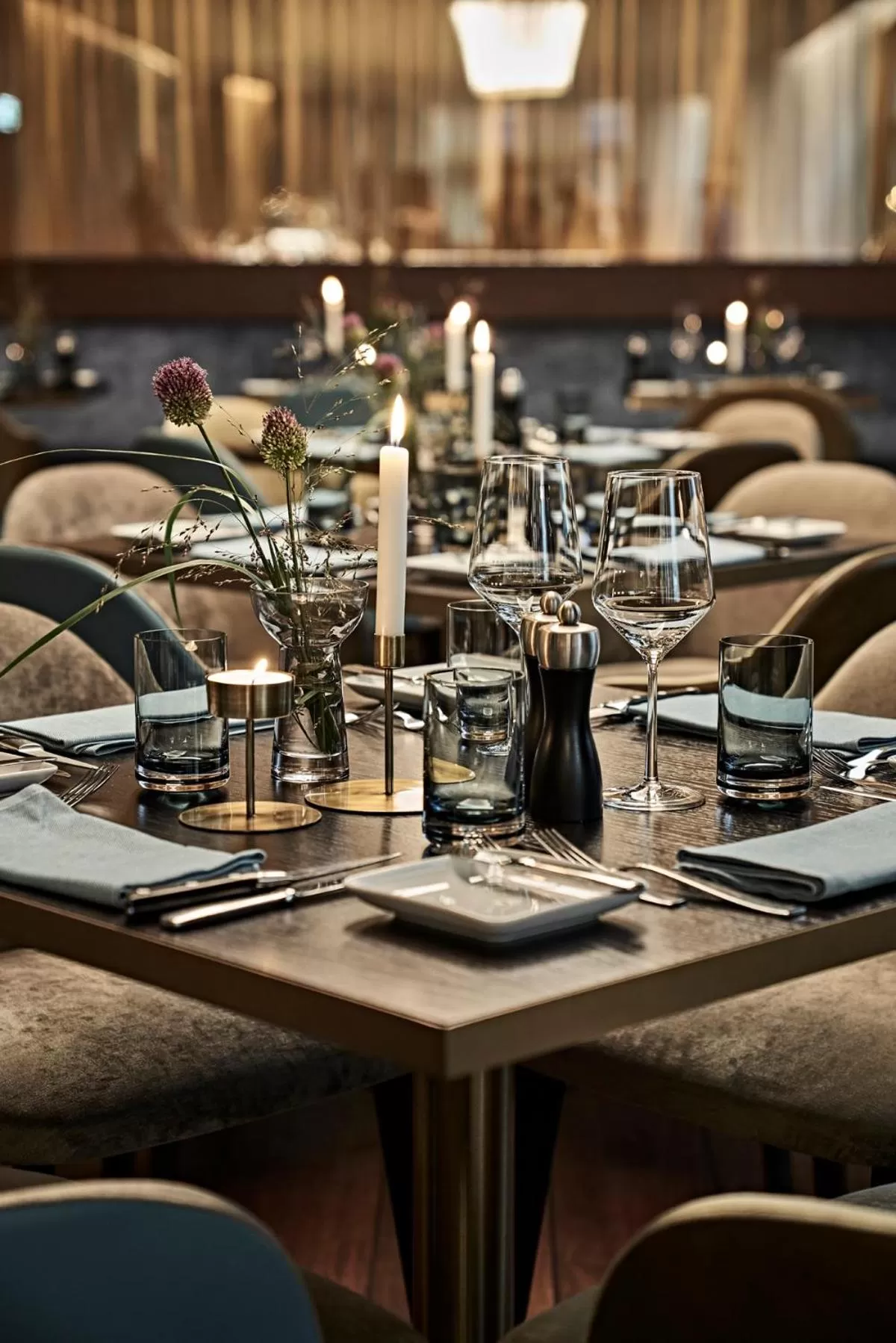 Restaurant/places to eat in SIDE, Hamburg, a Member of Design Hotels