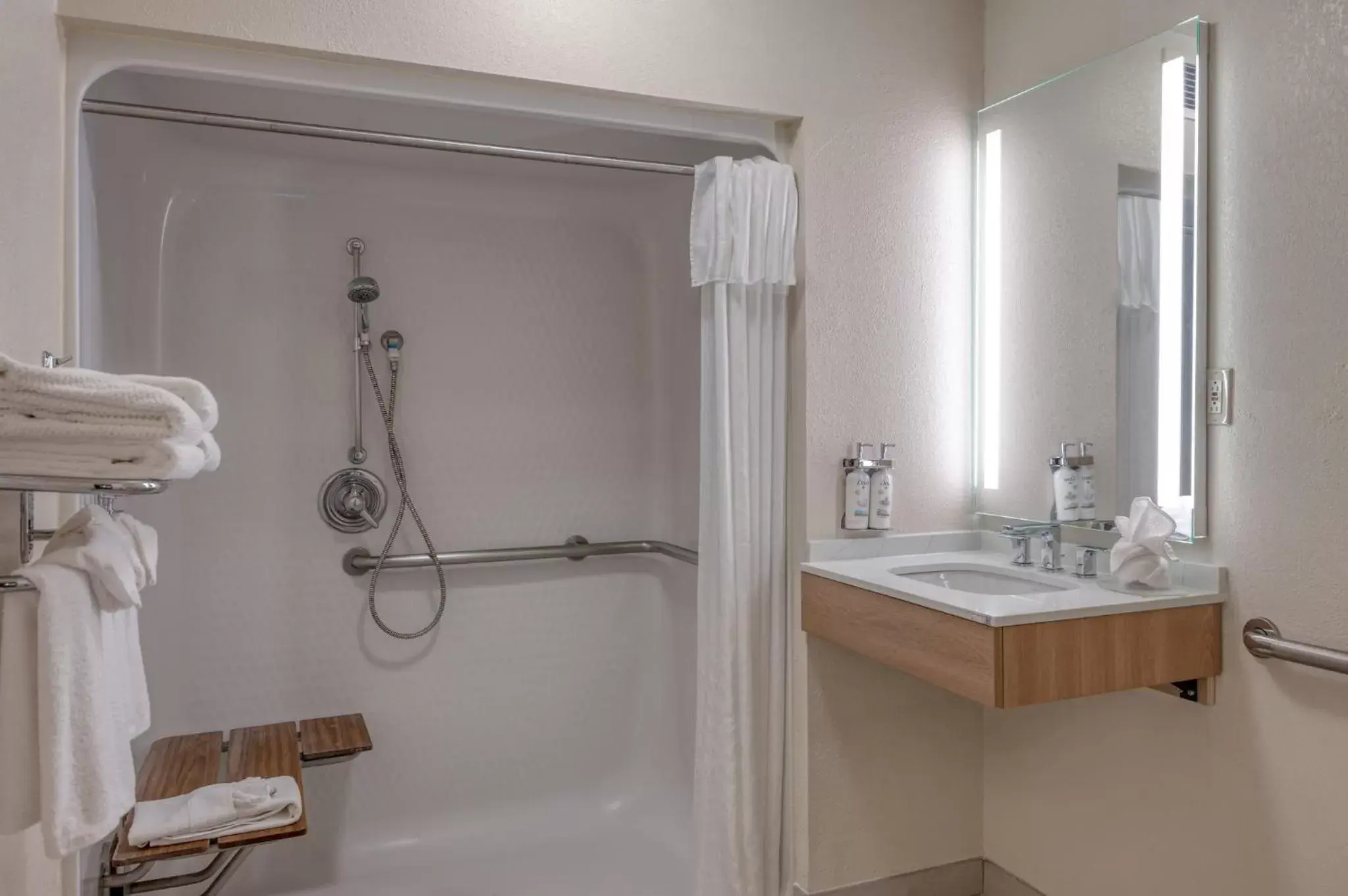 Photo of the whole room, Bathroom in Staybridge Suites Allentown Airport Lehigh Valley, an IHG Hotel