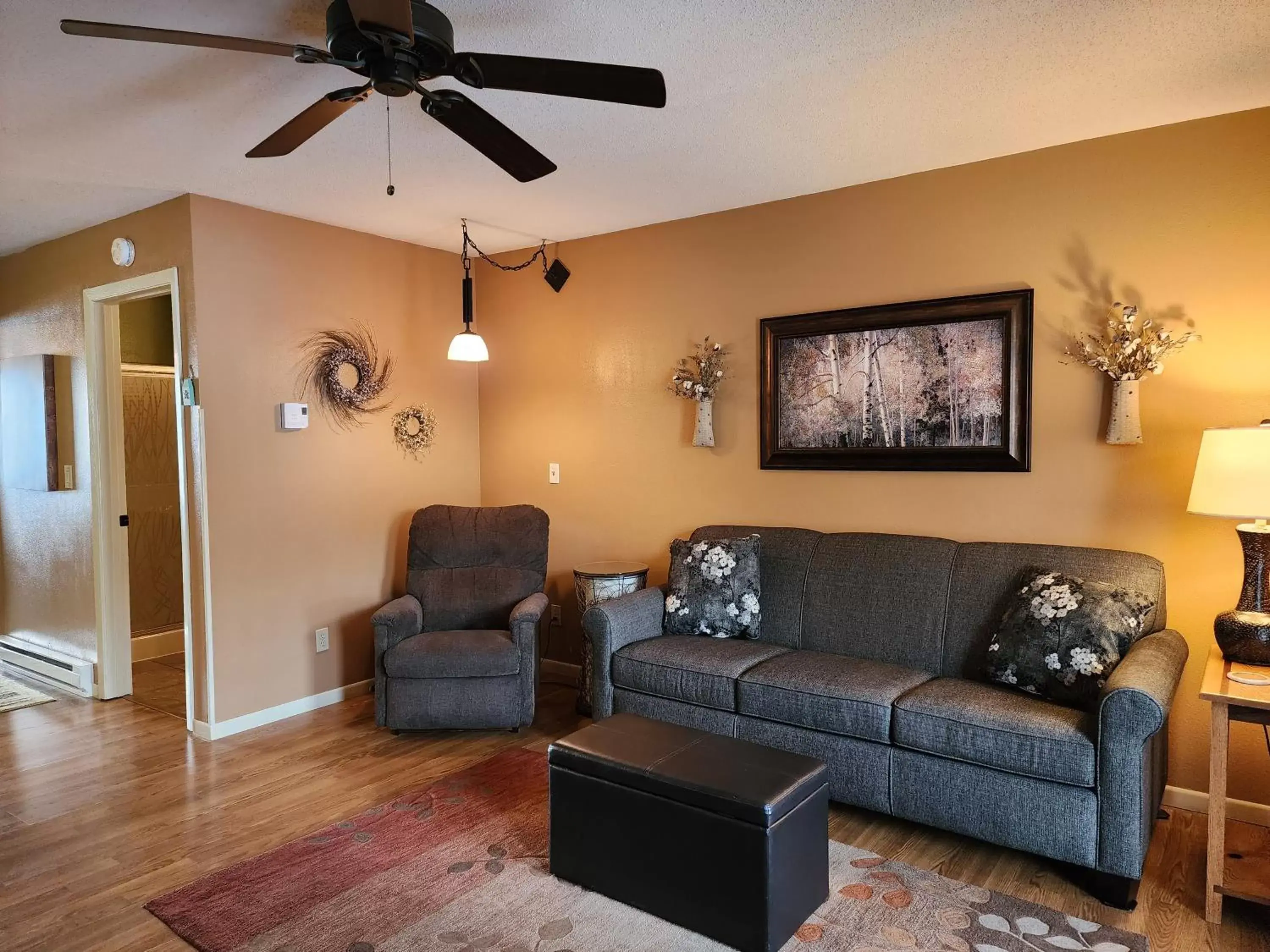 Living room, Seating Area in Caribbean Club Resort