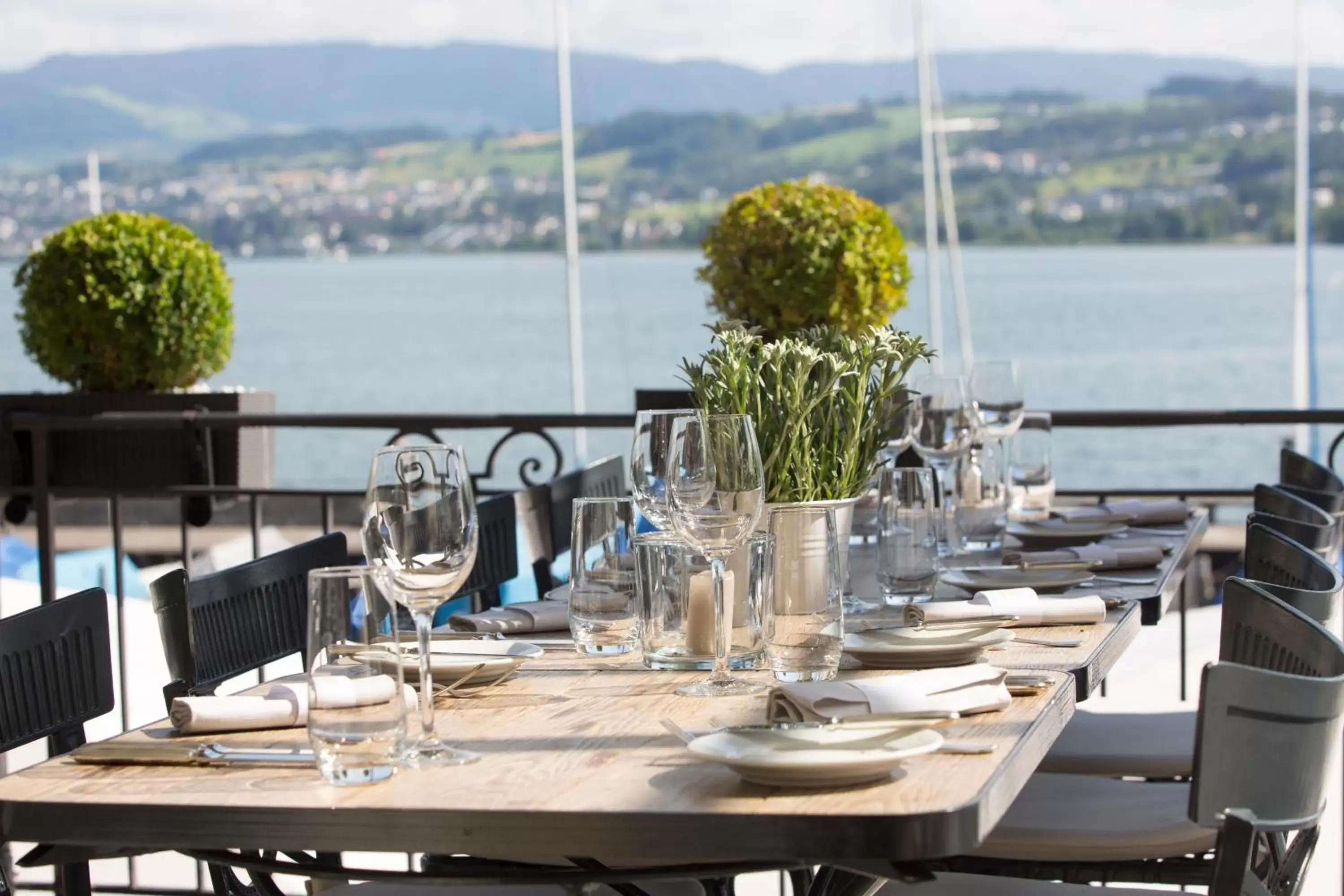 Balcony/Terrace, Restaurant/Places to Eat in Hotel Hirschen am See