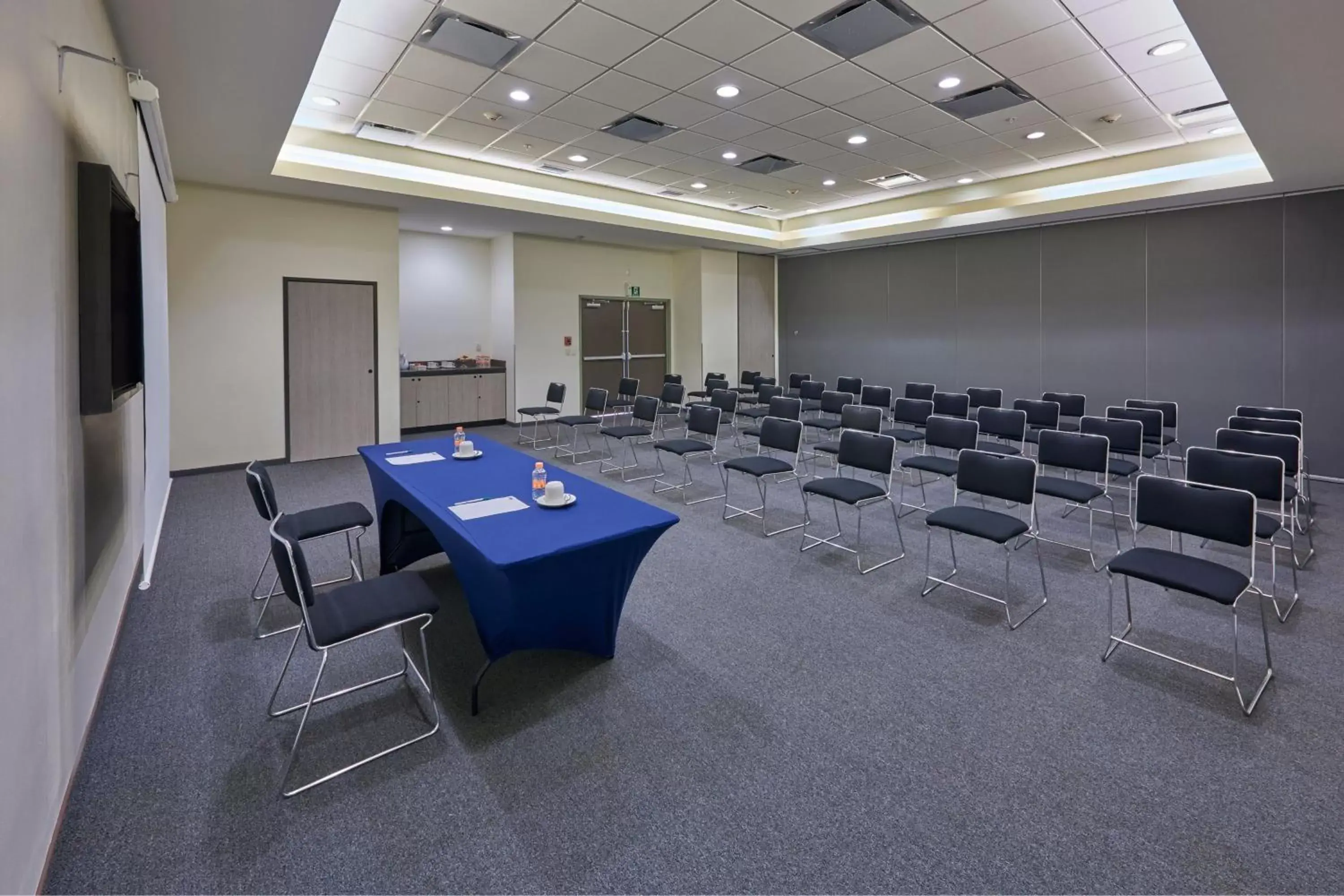 Meeting/conference room in City Express Junior by Marriott Puebla FINSA