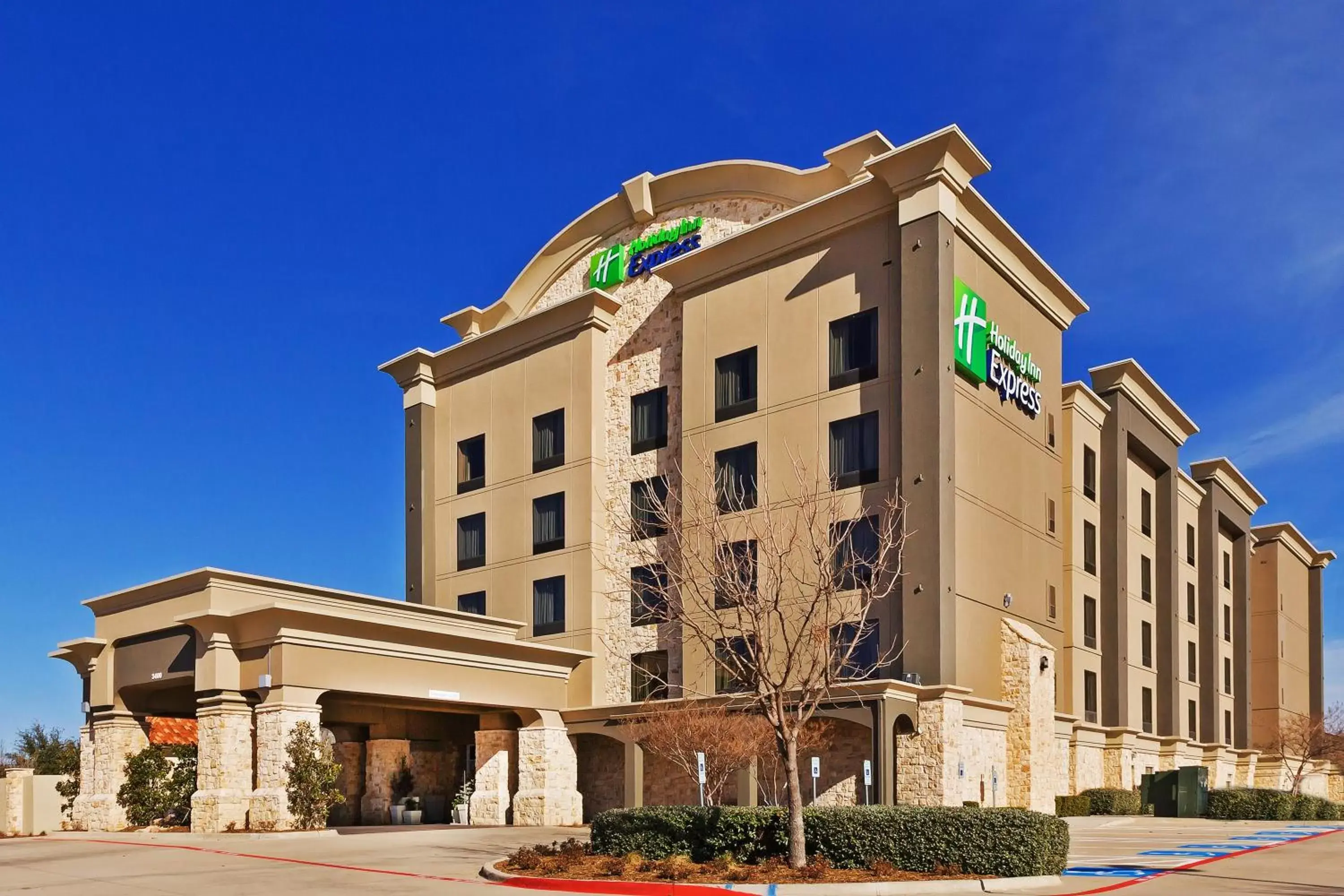 Property Building in Holiday Inn Express Frisco Legacy Park Area, an IHG Hotel