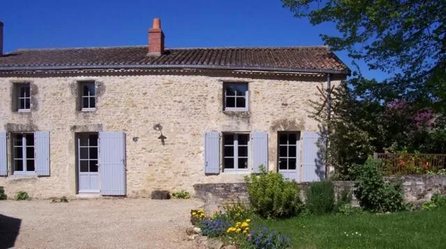 Property Building in La Jariette