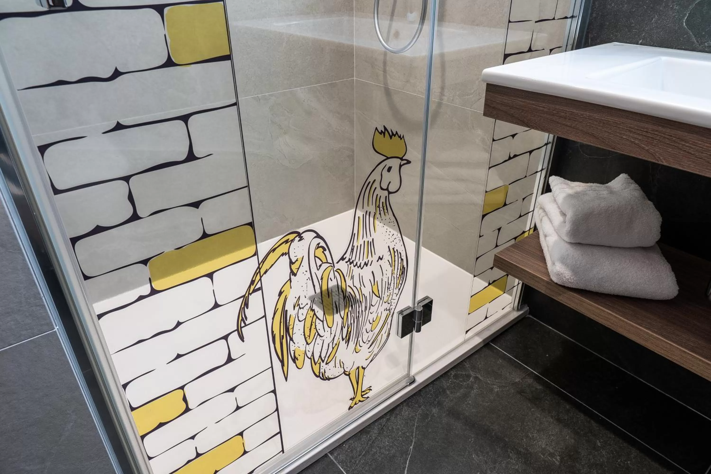 Shower in ibis Styles Lublin Stare Miasto