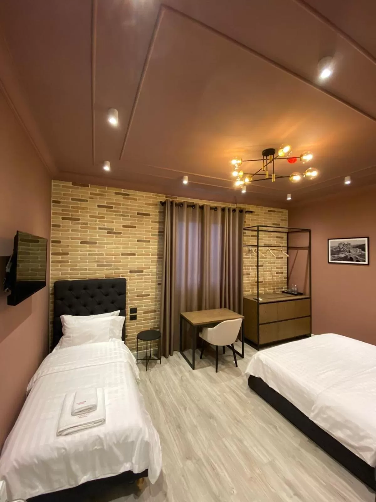 Photo of the whole room, Bed in Ardenica Boutique Hotel