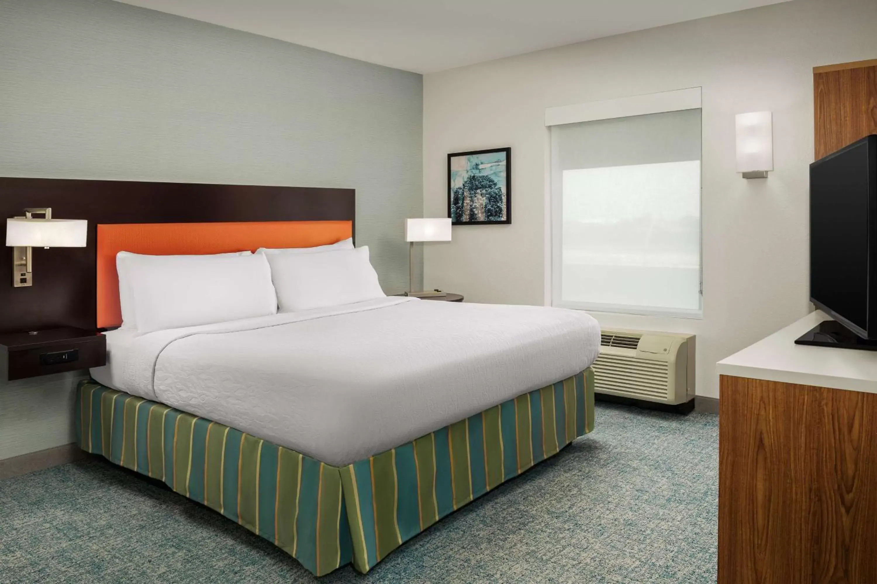 Bed in Home2 Suites by Hilton Austin Round Rock