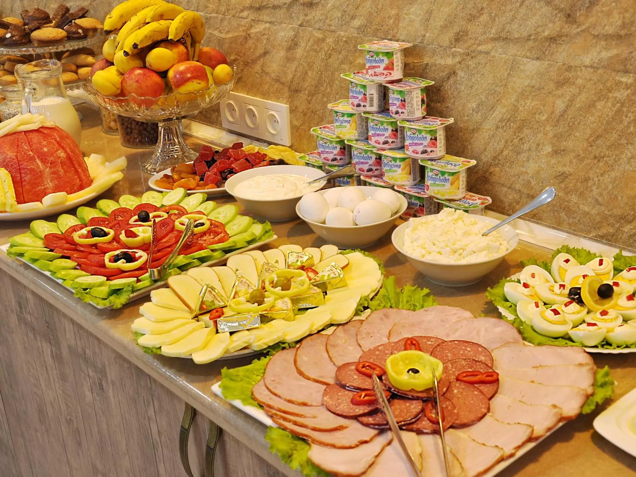 Food and drinks in Light House Old City