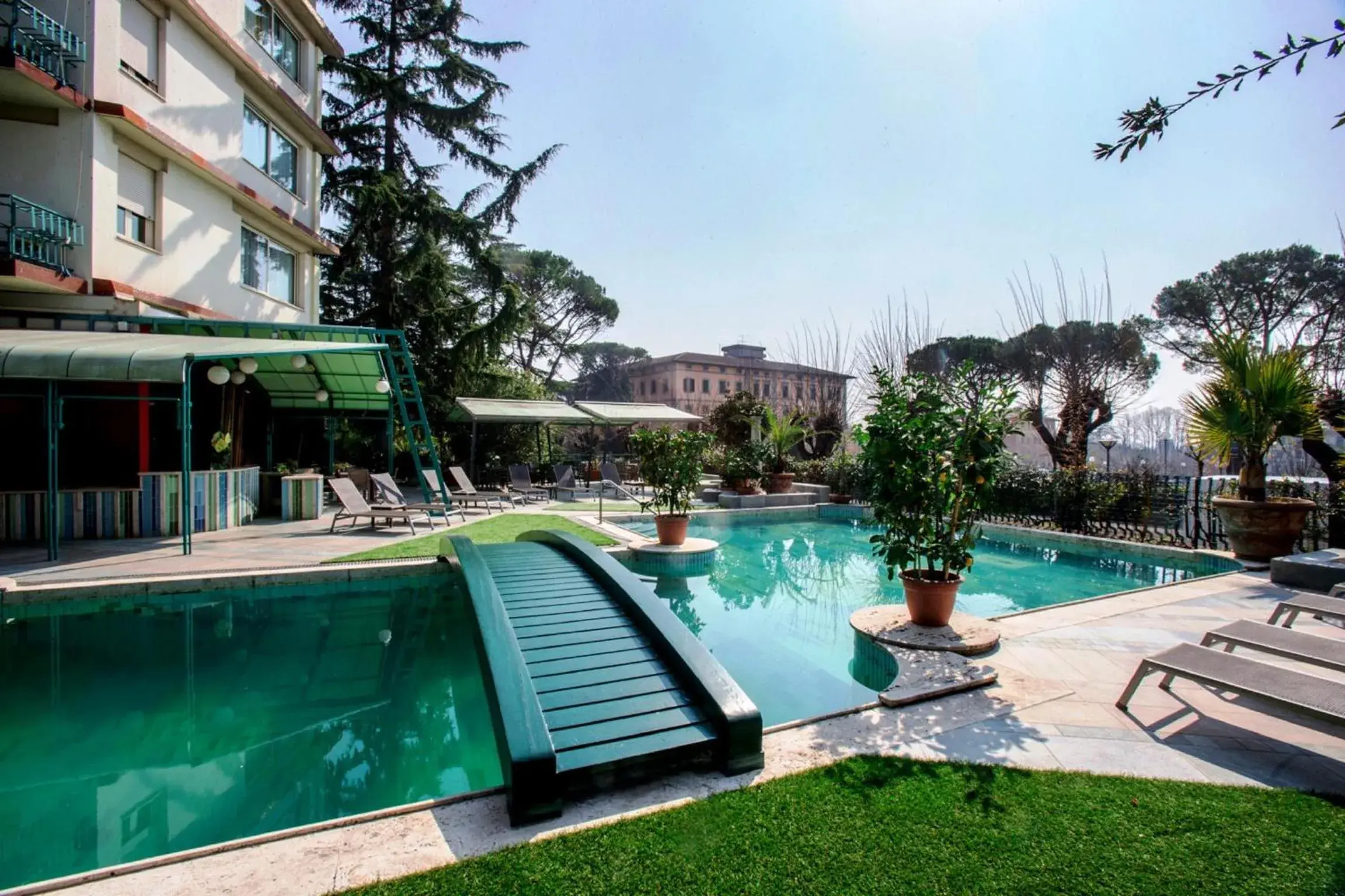 Garden, Swimming Pool in Grand Hotel Panoramic