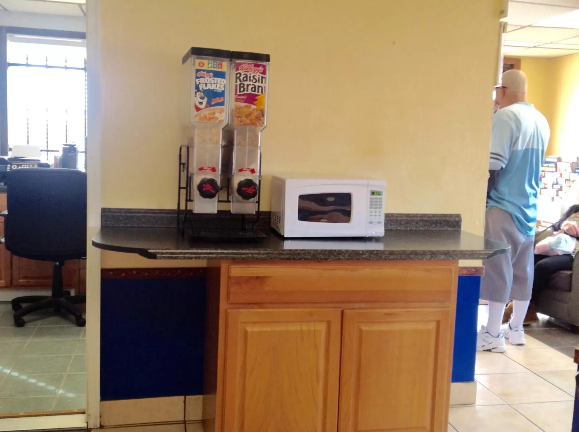 Kitchen/Kitchenette in Days Inn by Wyndham Great Bend