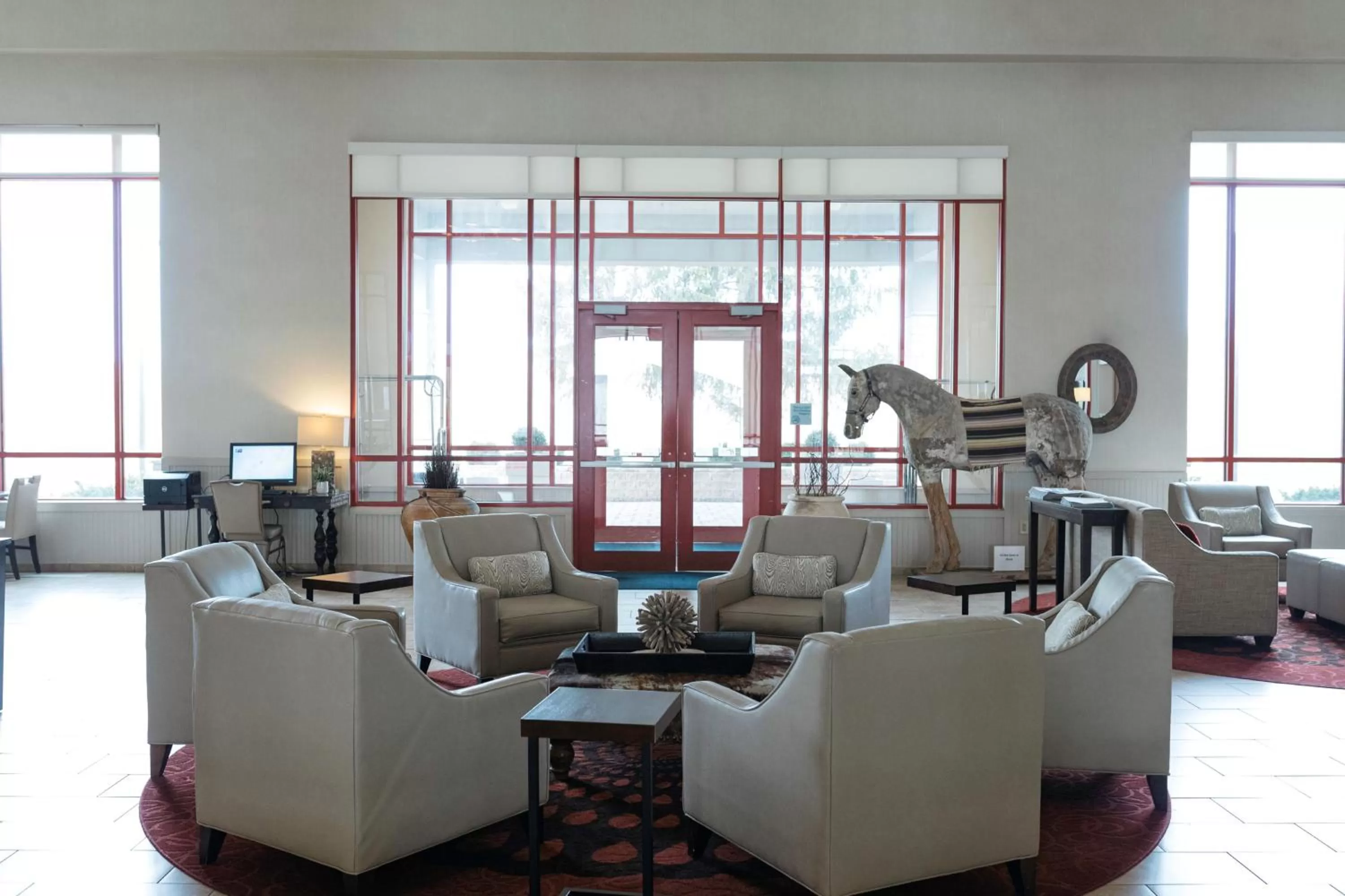 Lobby or reception in Holiday Inn Express & Suites - Olathe North by IHG