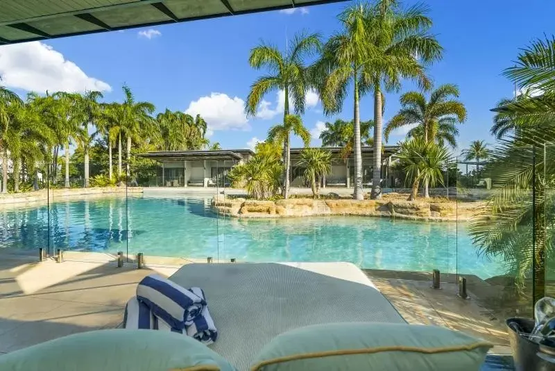 Pool view, Swimming Pool in Mindil Beach Casino Resort