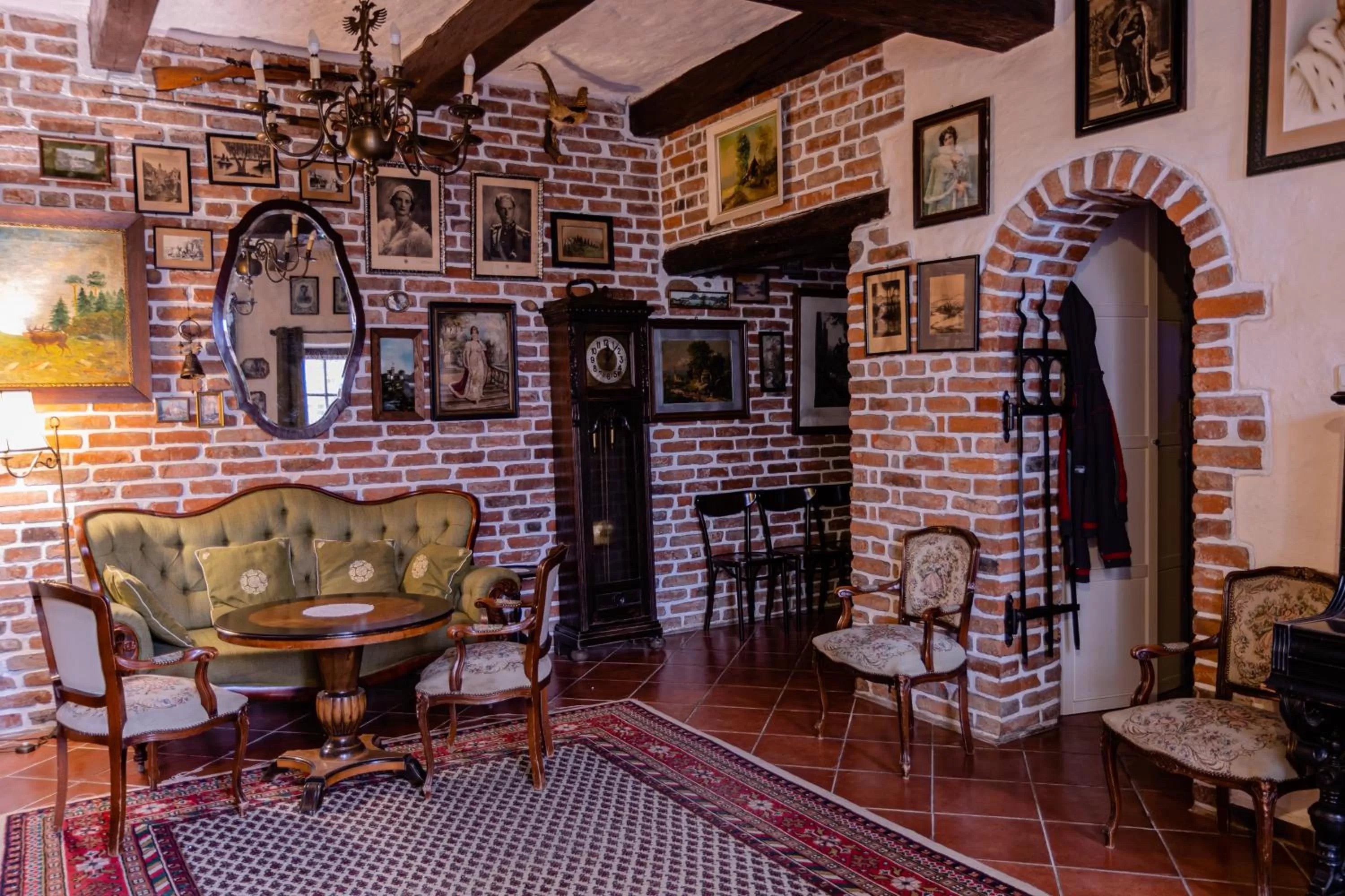 Lobby or reception in Karczma Rzym