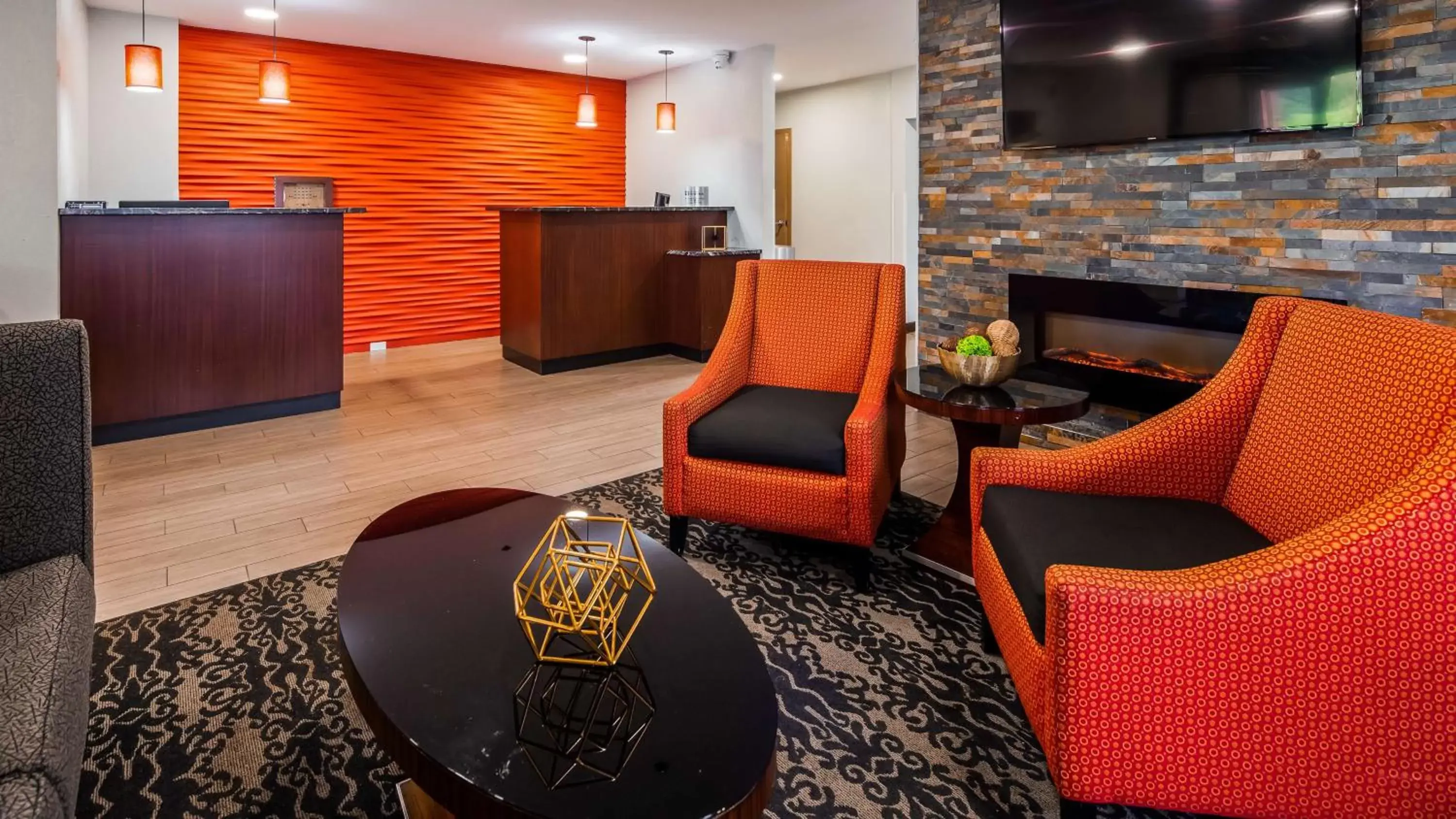 Lobby or reception, Seating Area in Best Western Plus East Syracuse