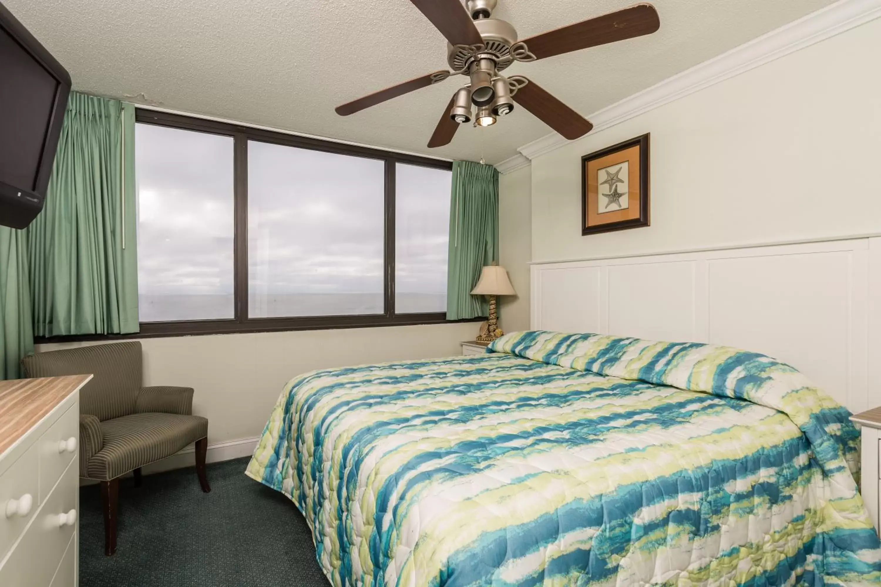 Bedroom, Bed in Sands Beach Club by Capital Vacations