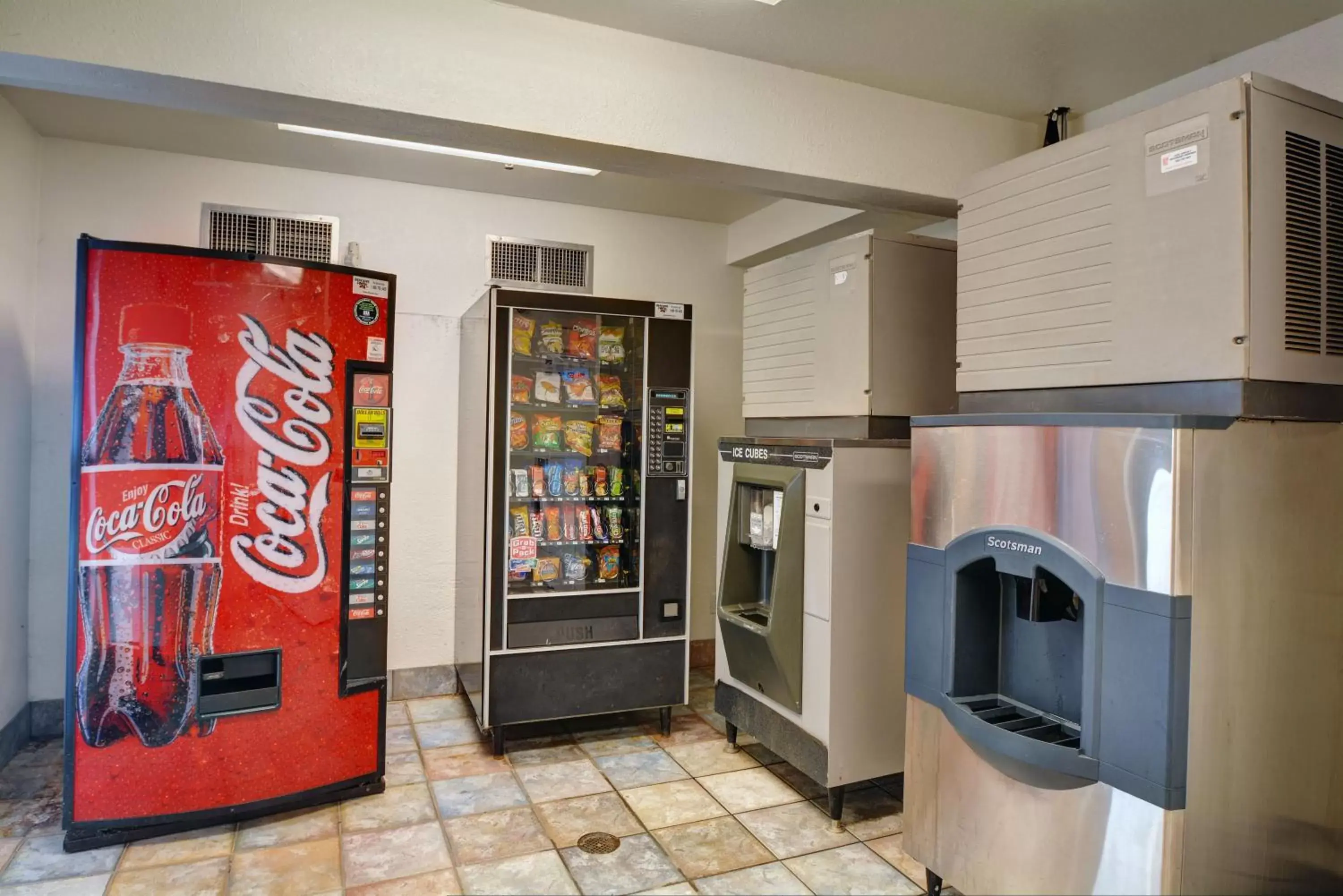 Food and drinks in Motel 6-Wethersfield, CT - Hartford Food and drinks in Motel 6-Wethersfield, CT - Hartford