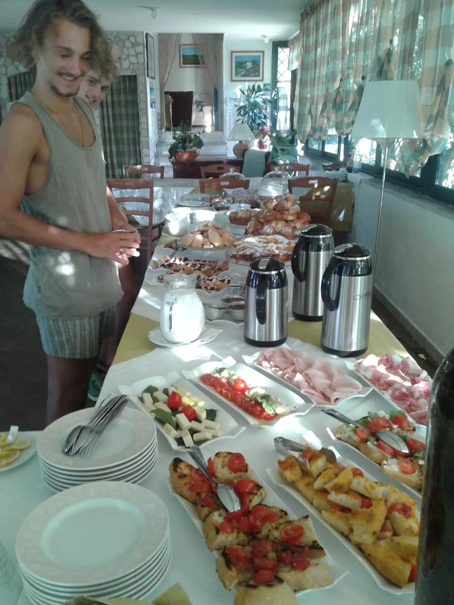 Buffet breakfast in Pensione San Michele