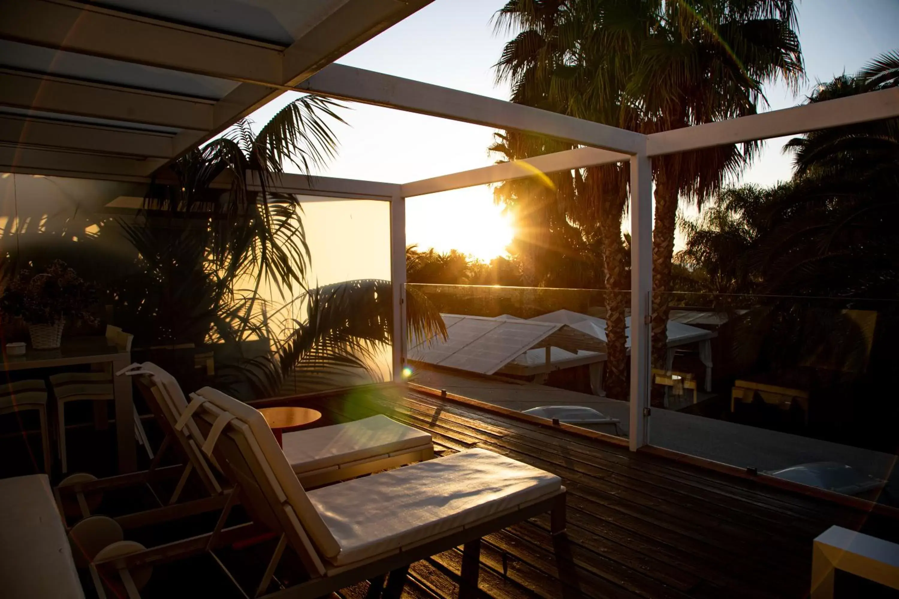 Balcony/Terrace, Sunrise/Sunset in Hotel Tancat de Codorniu