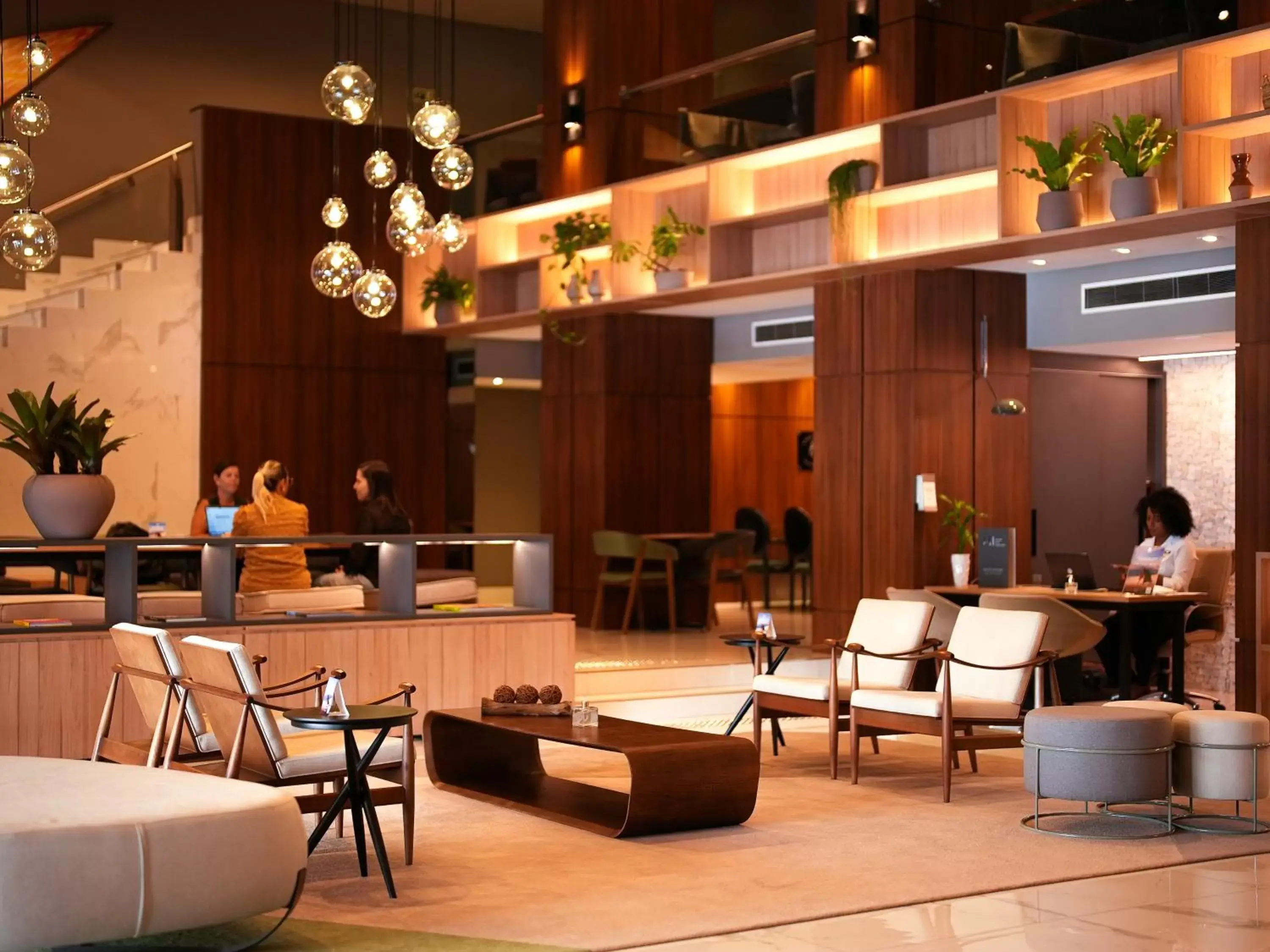 Lobby or reception, Restaurant/Places to Eat in Grand Mercure Curitiba Rayon