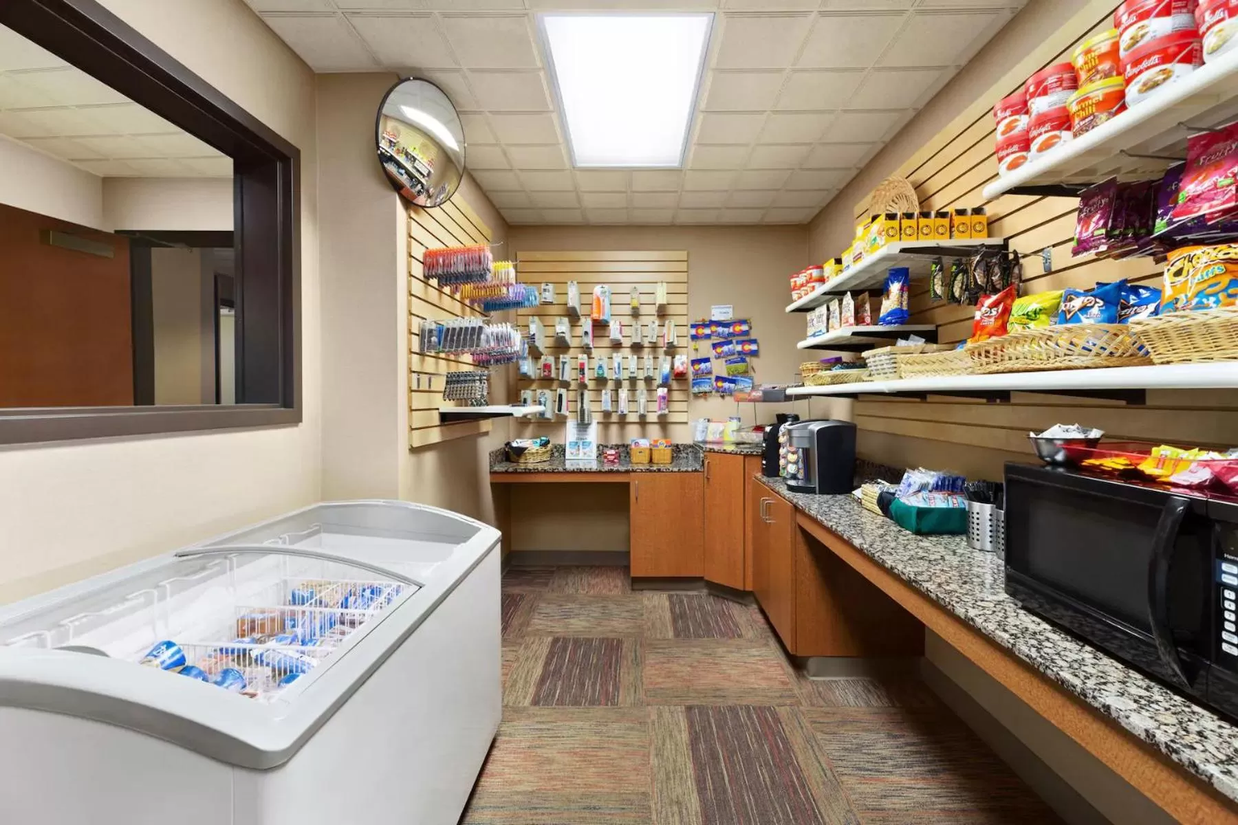 On-site shops in Wingate by Wyndham Denver Tech Center