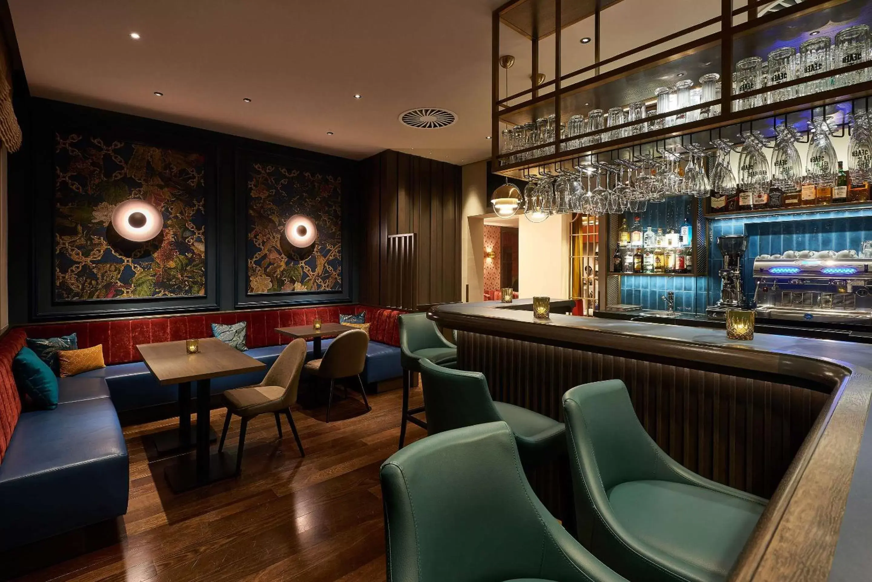 Lounge or bar, Lounge/Bar in Best Western Plus Hotel St. Raphael