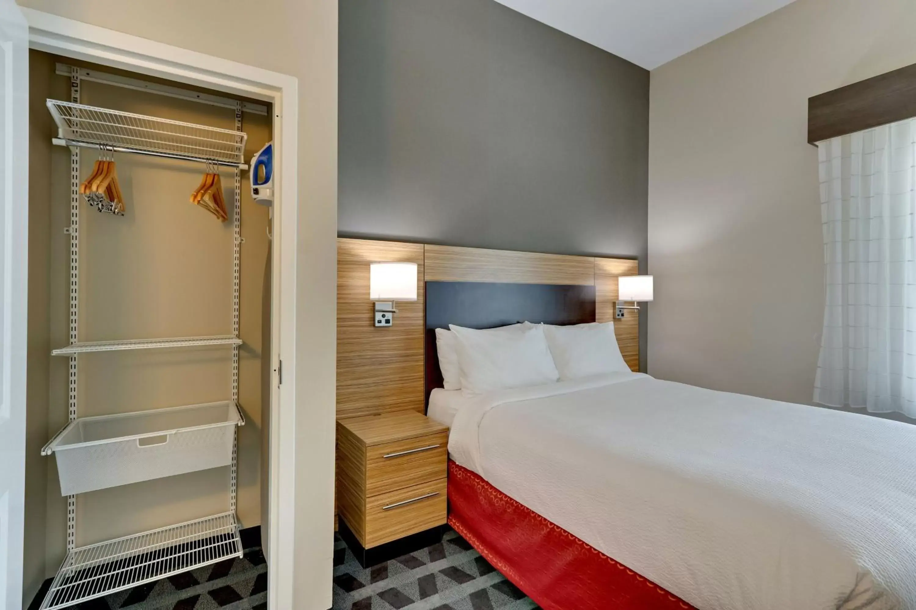 Bedroom, Bed in TownePlace Suites by Marriott Houston Northwest Beltway 8