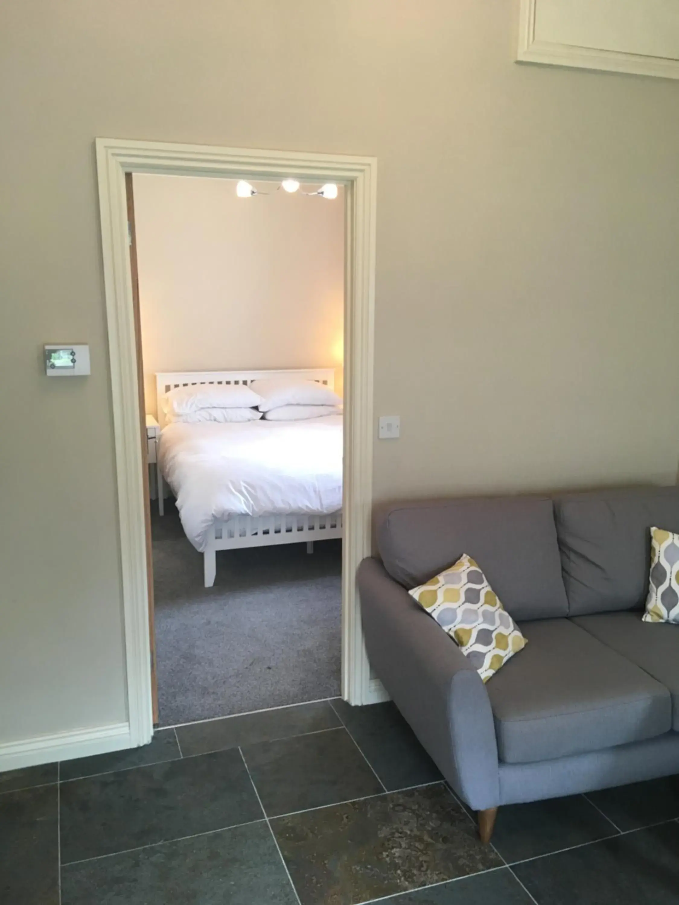 Bedroom, Bed in White House Cottages