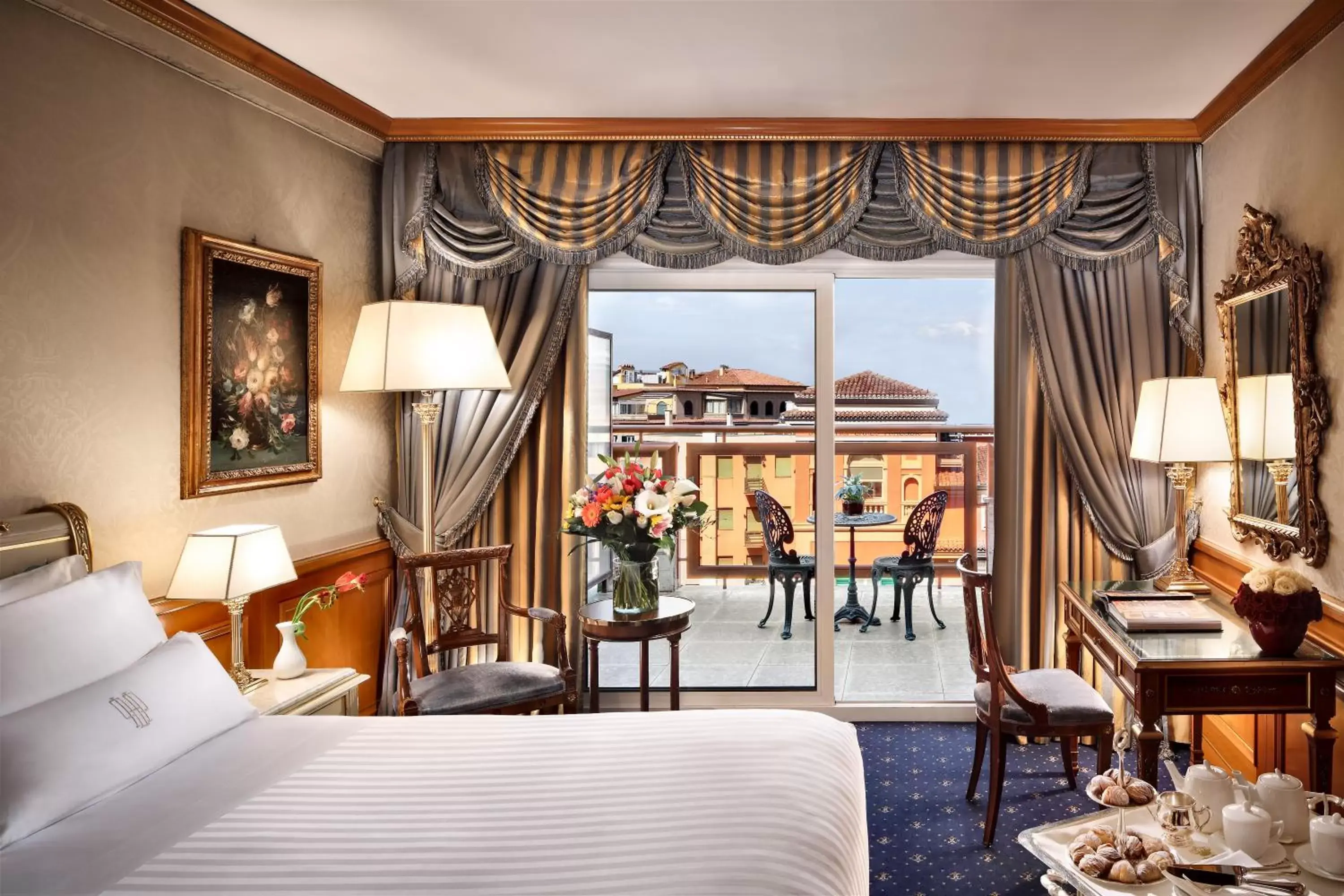 Bedroom in Parco dei Principi Grand Hotel & SPA