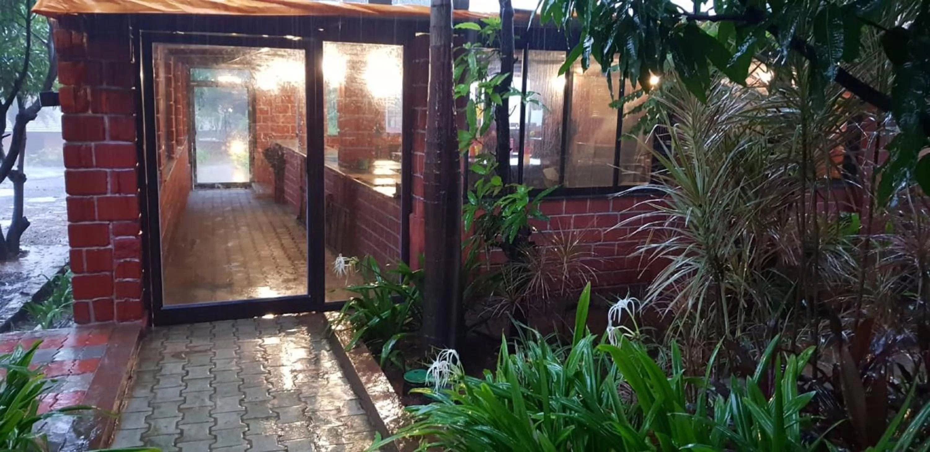 Facade/entrance in Jayshin Lake Vaitarna Resort - Igatpuri