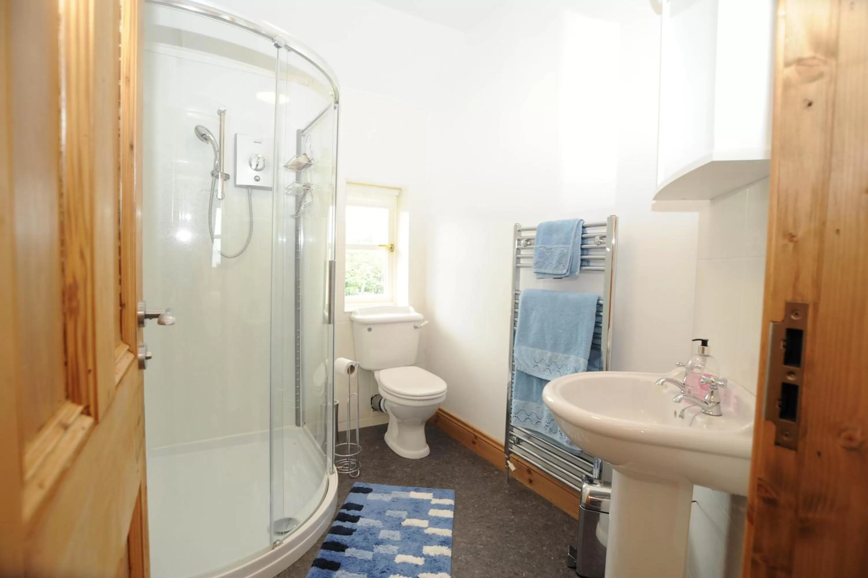 Bathroom in Bay Cottage Bed & Breakfast
