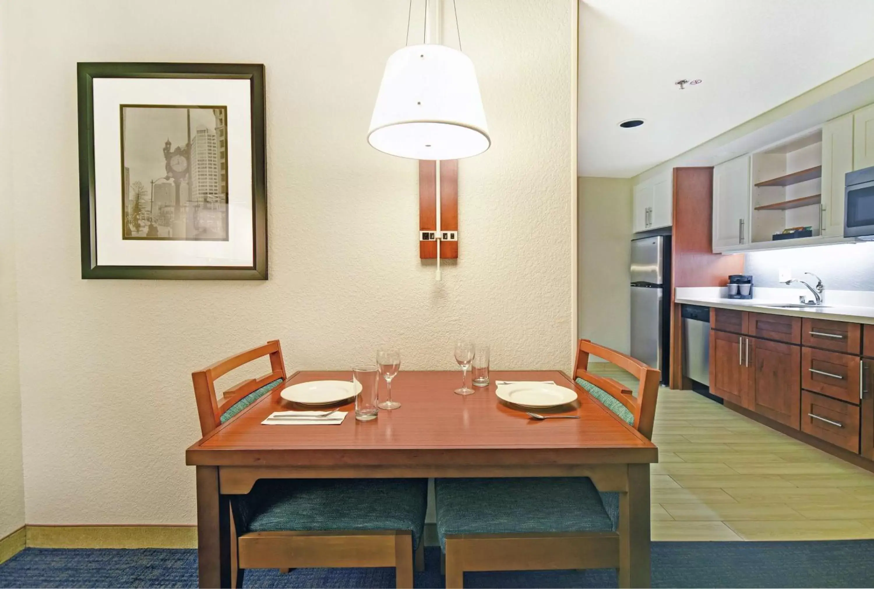 Kitchen or kitchenette, Dining Area in Homewood Suites by Hilton Seattle Downtown
