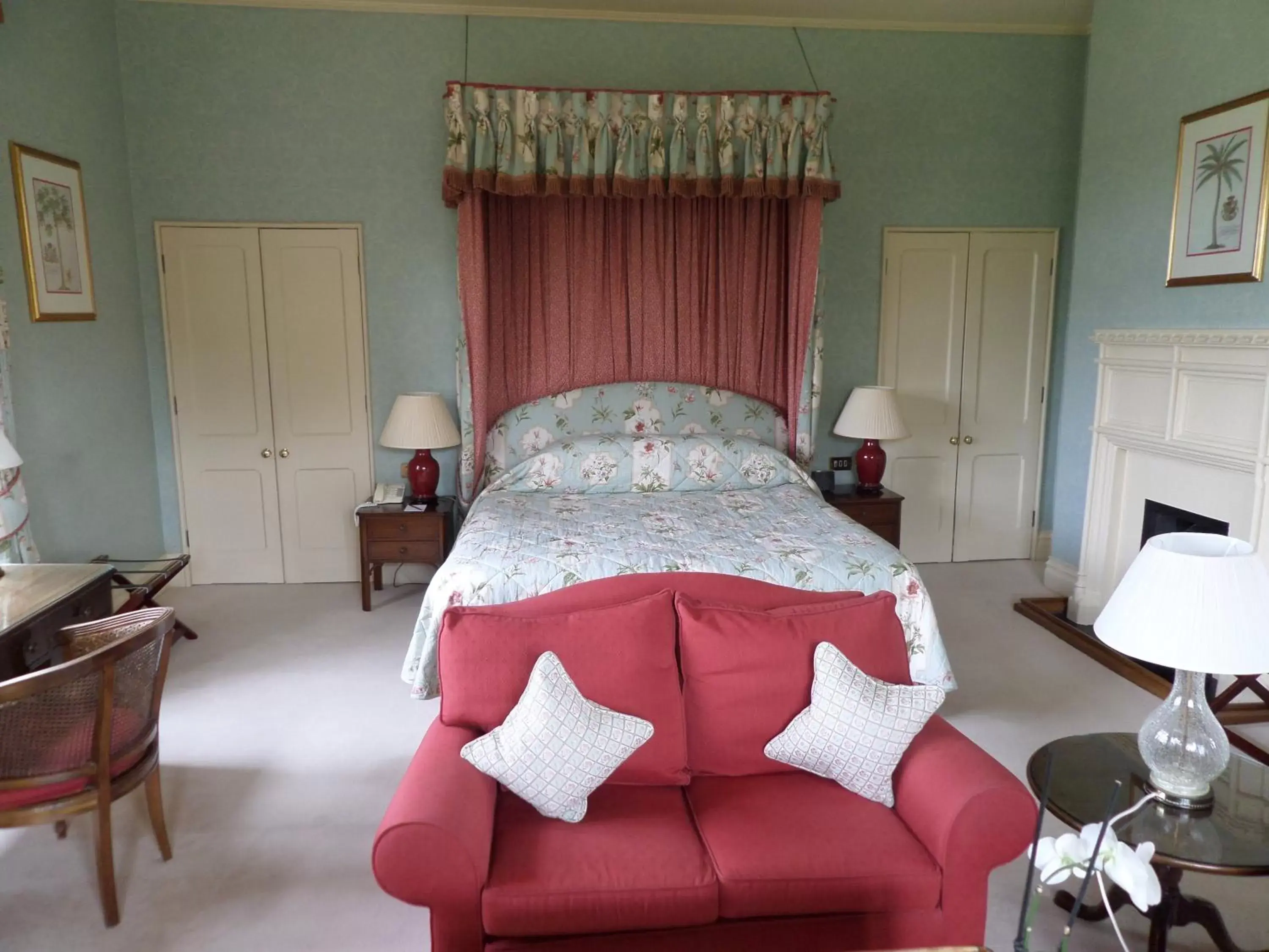 Bed in Horsted Place Hotel