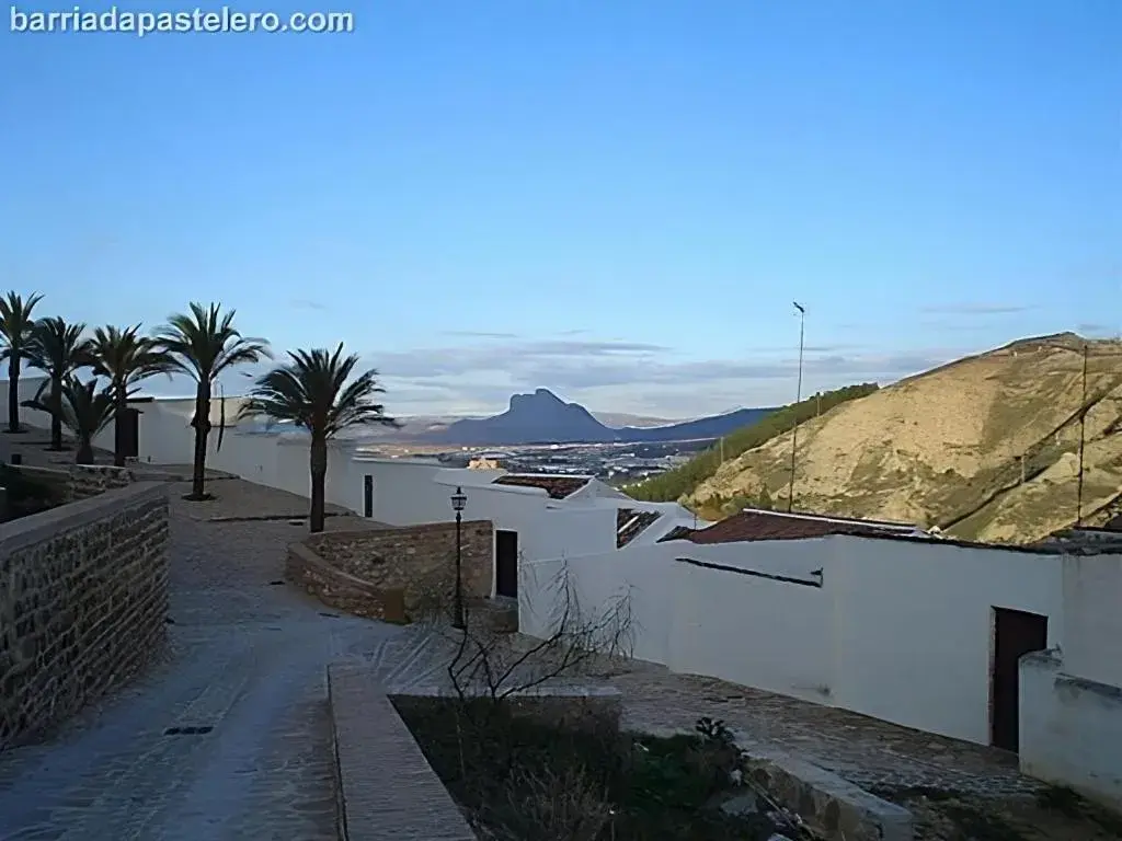 Nearby landmark, Mountain View in Hostal Colon Antequera