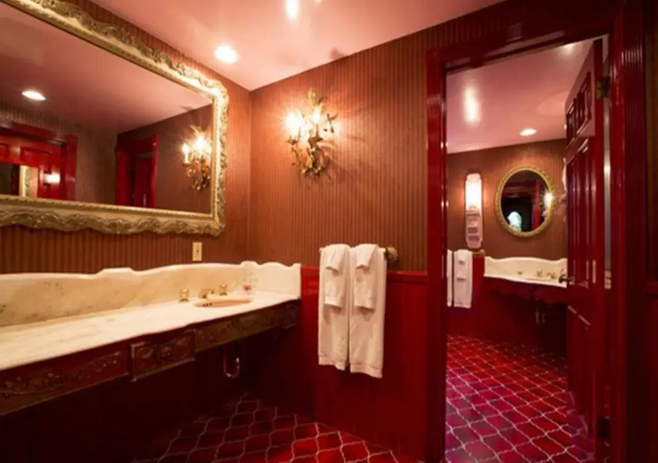 Bathroom in Madonna Inn