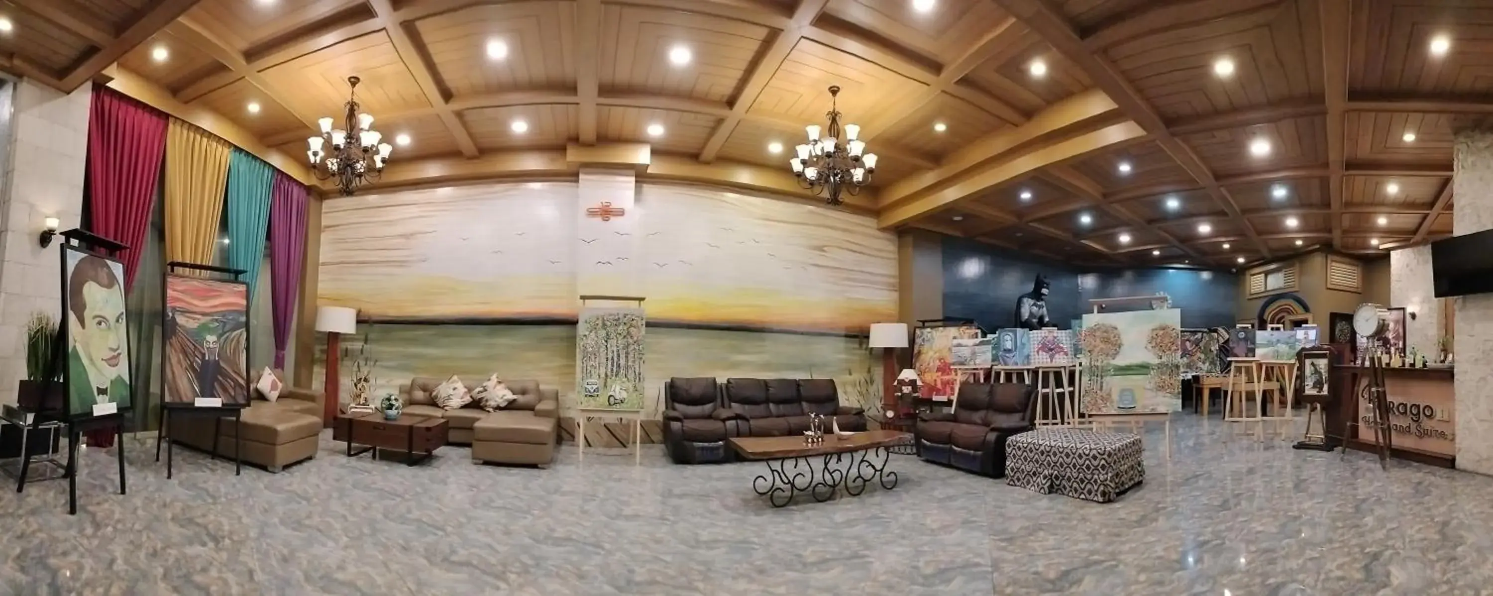 Lobby or reception in Paragon Hotel and Suites Lobby or reception in Paragon Hotel and Suites