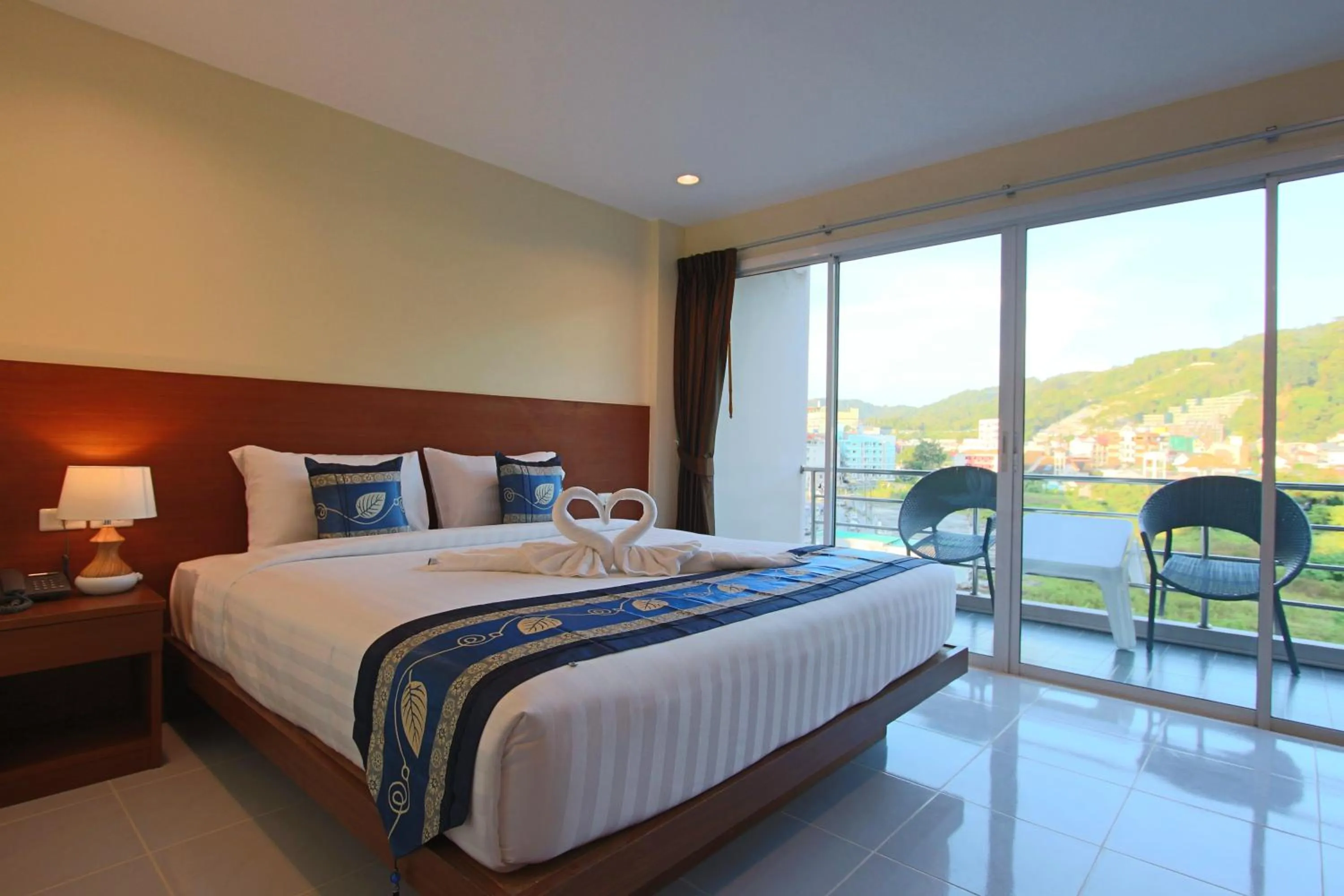 Bed in Good Nice Hotel