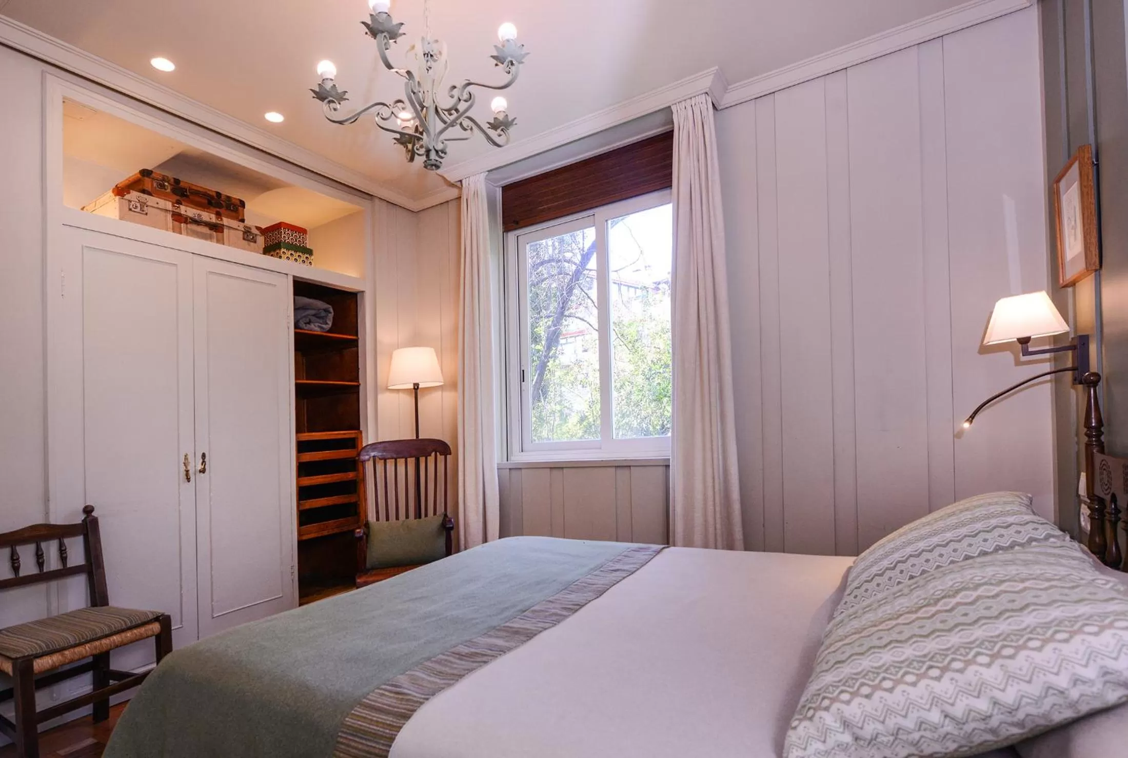 Bed in Hotel Alcazar Irun