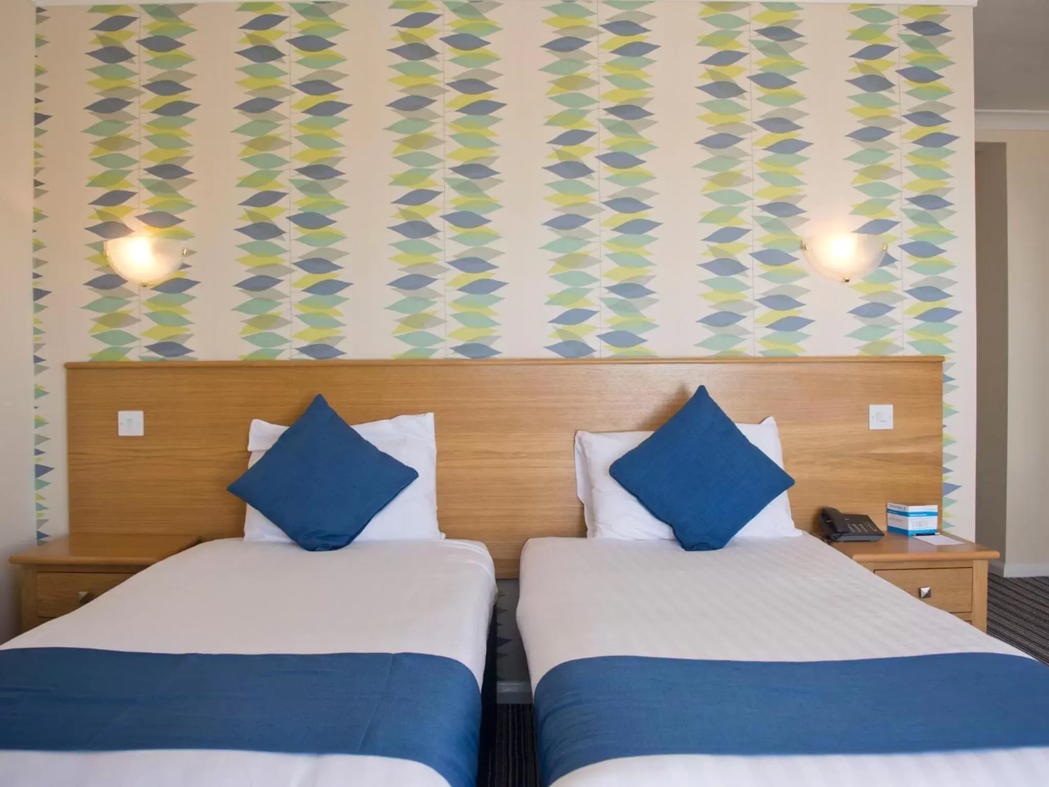 Standard Twin Room in TLH Victoria Hotel - TLH Leisure, Entertainment and Spa Resort